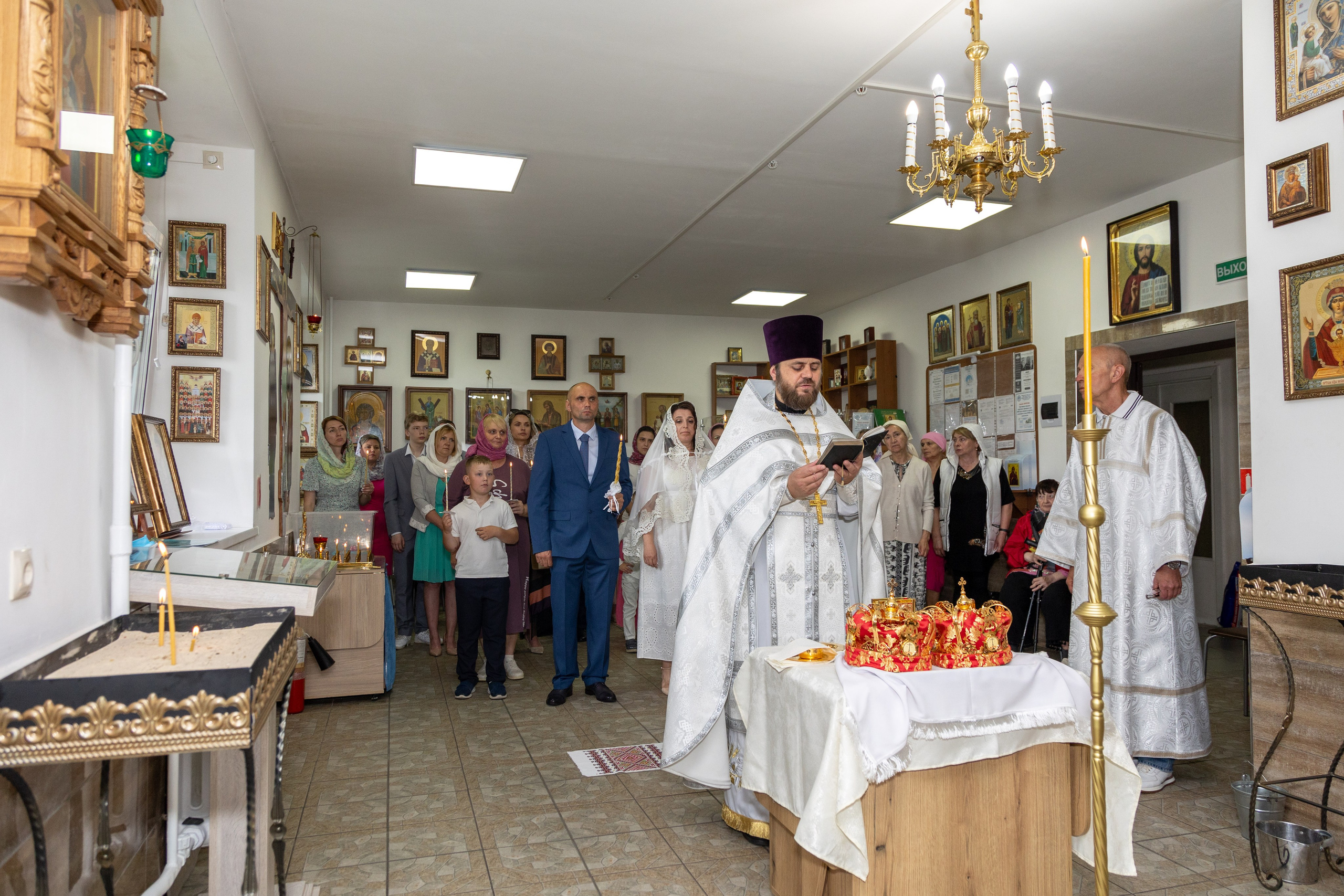 Венчание Михаила и Ольги. Профессиональный интерьерный и репортажный фотограф Минск и РБ. Максим Орлов