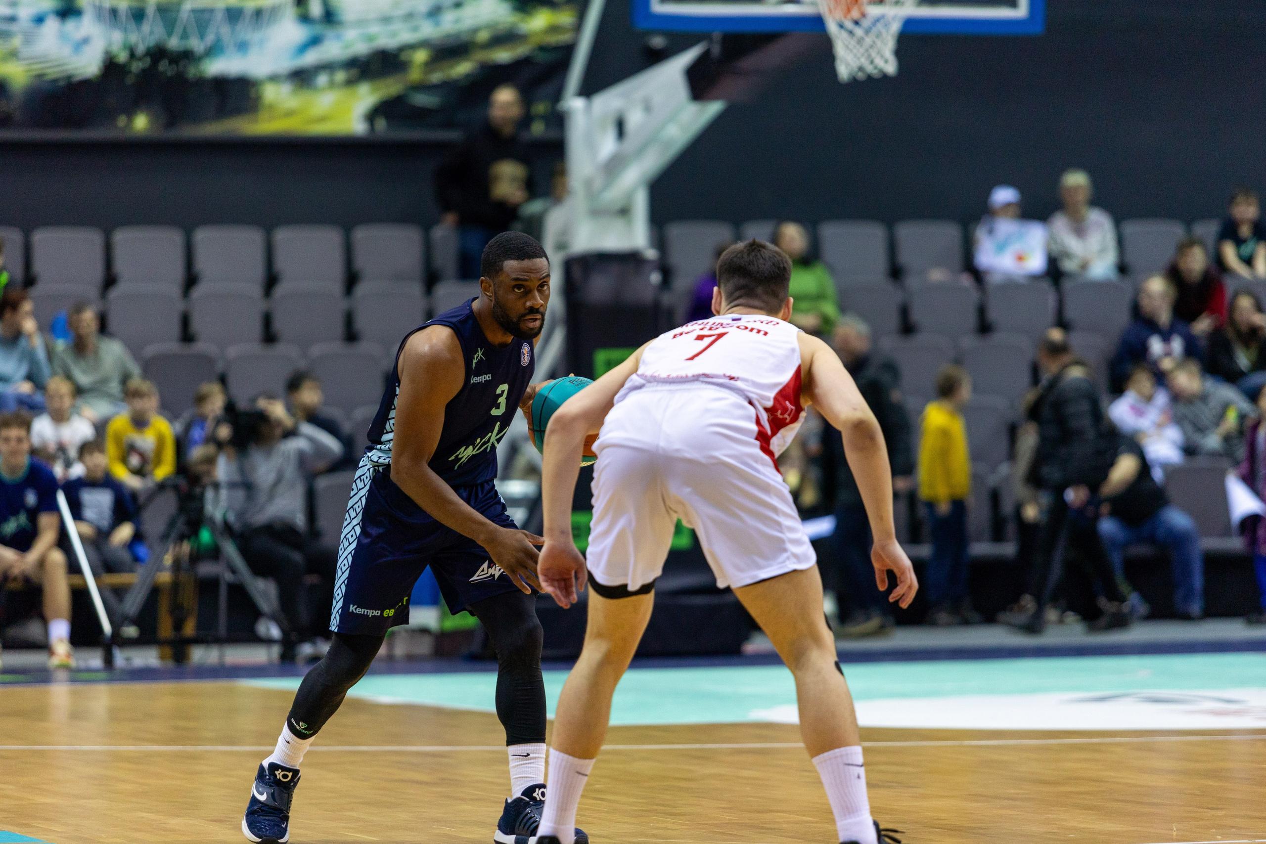 Баскетбол. Минск — MBA. 09.03.2024. Профессиональный интерьерный и репортажный фотограф Минск и РБ. Максим Орлов