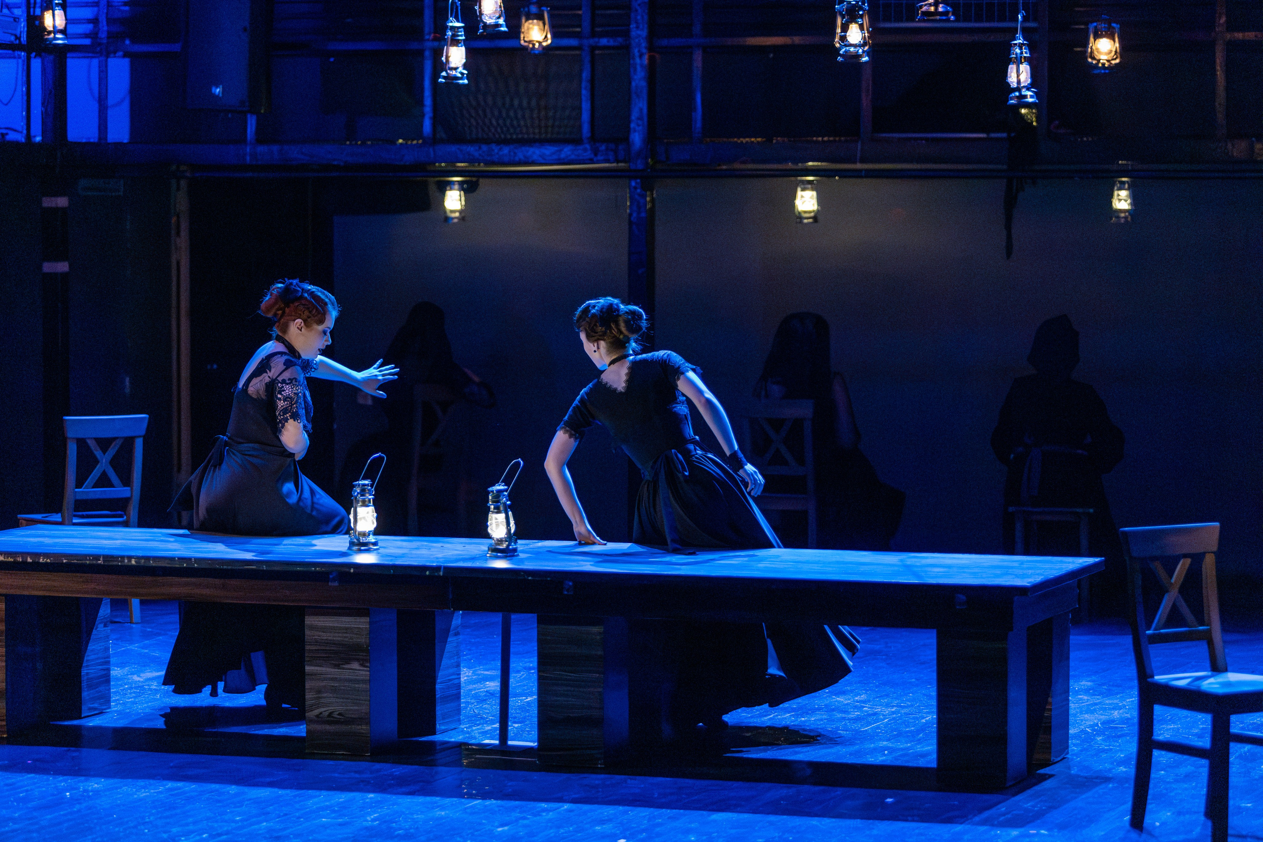 Новый театр «Дом Бернарды Альбы». Профессиональный интерьерный и репортажный фотограф Минск и РБ. Максим Орлов