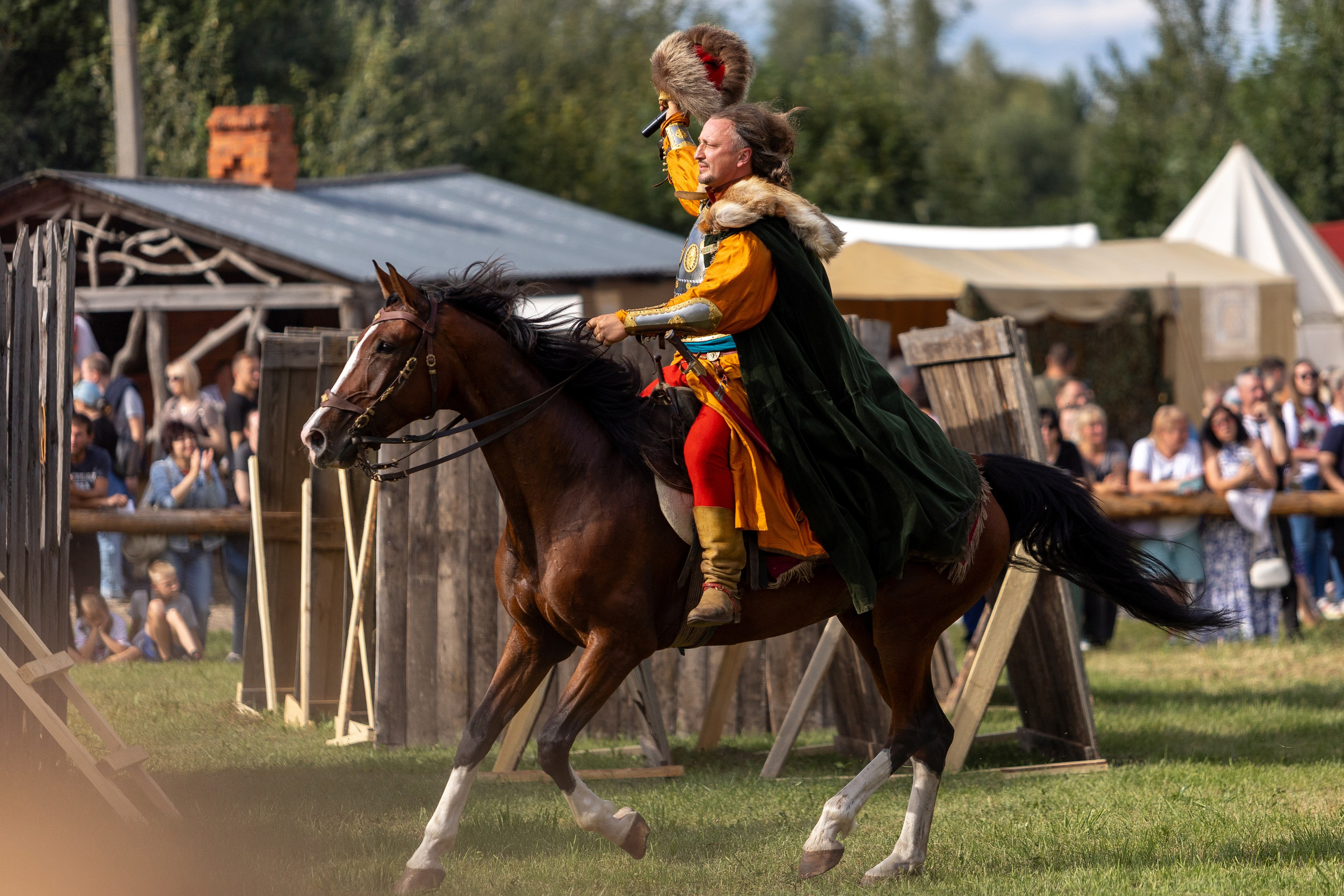 Рыцарский фест. Мстиславль. Профессиональный интерьерный и репортажный фотограф Минск и РБ. Максим Орлов