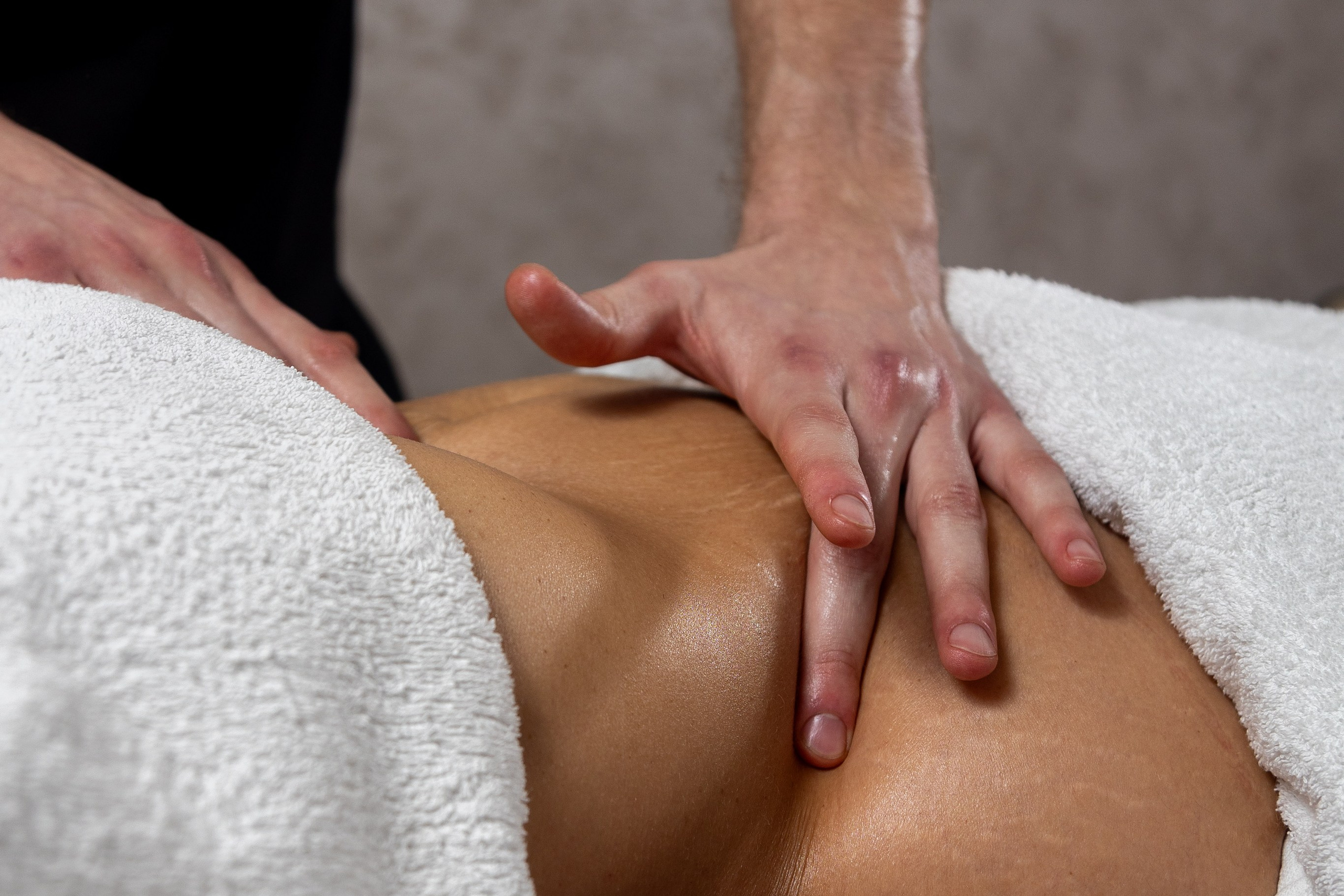 Реклама салона красоты «Манго». Профессиональный интерьерный и репортажный фотограф Минск и РБ. Максим Орлов