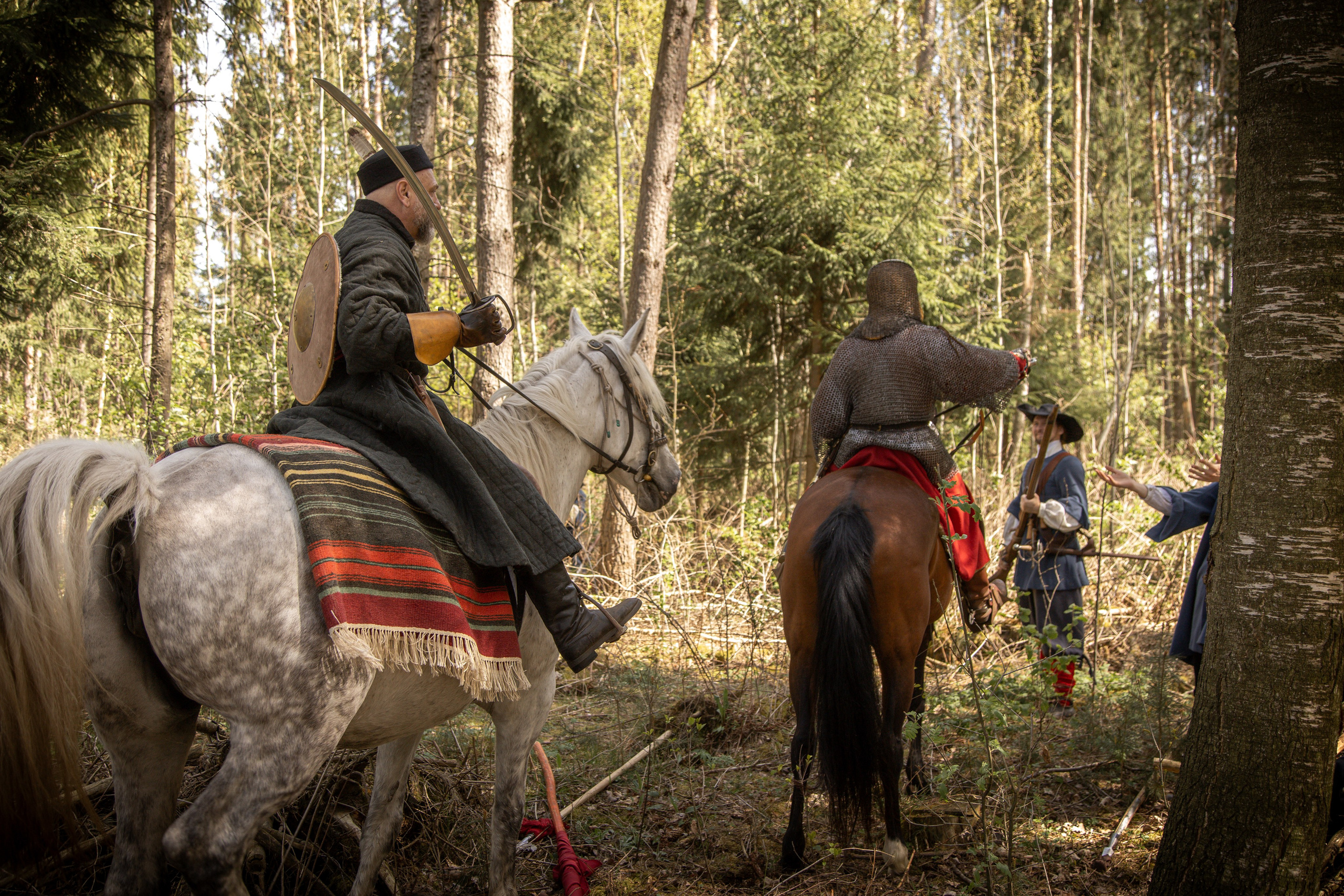 Золотая шпора. Огнем и мечем. День второй. Вылазка в лес. Штурм фортеции. Княжеский пир. Профессиональный интерьерный и репортажный фотограф Минск и РБ. Максим Орлов