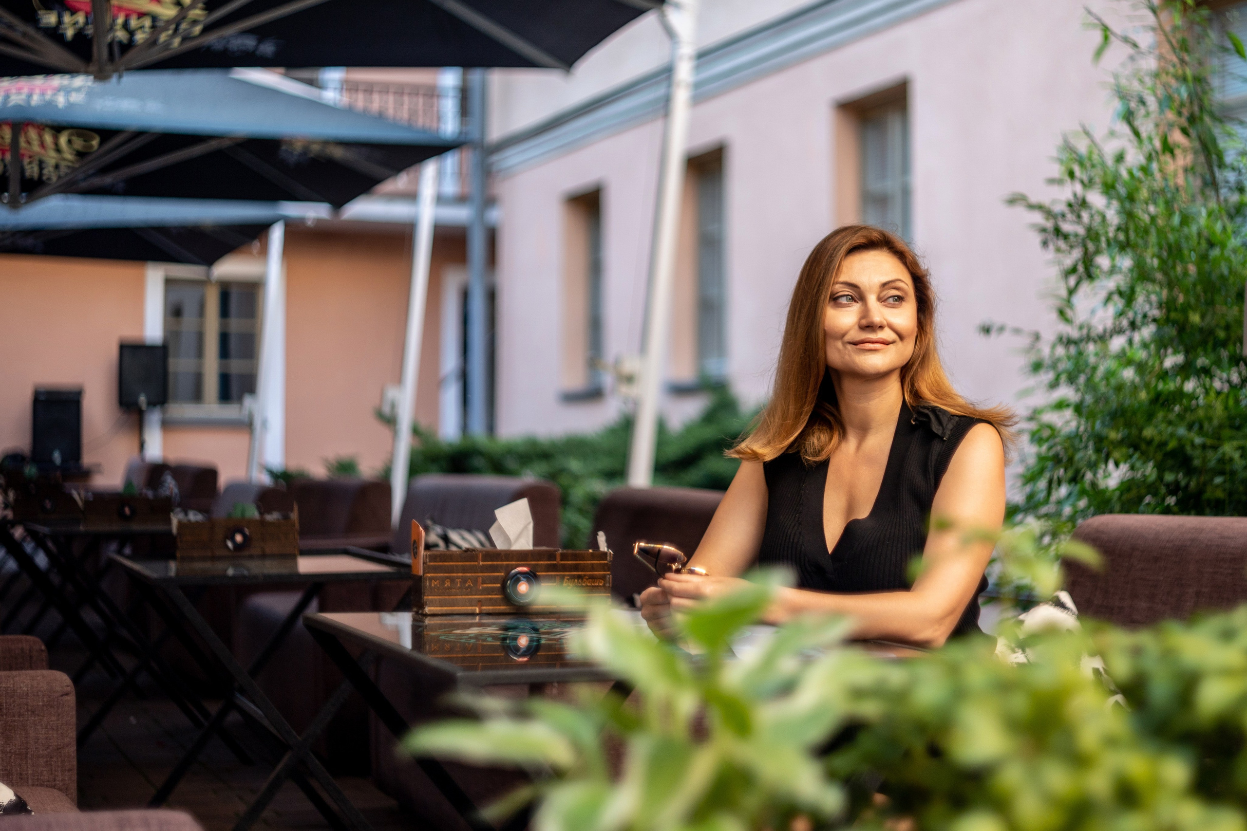 Лена (все фото сняты на советские объективы Гелиос 40-2 и Гелиос 77М-4). Профессиональный интерьерный и репортажный фотограф Минск и РБ. Максим Орлов