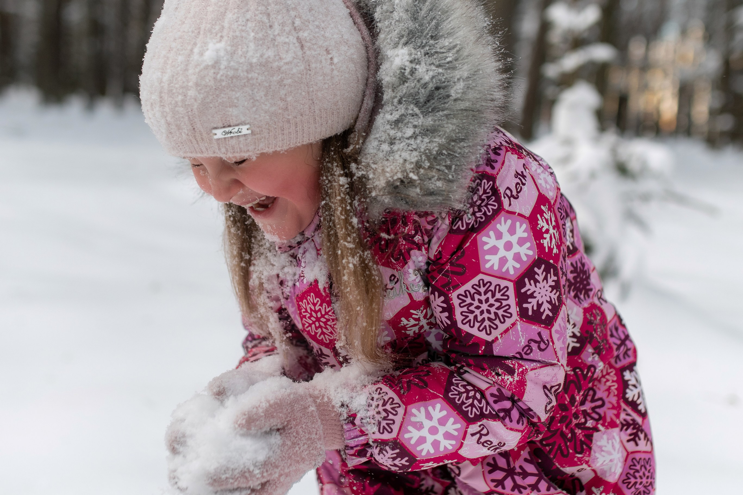 Сергей с семьей (в парке). Профессиональный интерьерный и репортажный фотограф Минск и РБ. Максим Орлов
