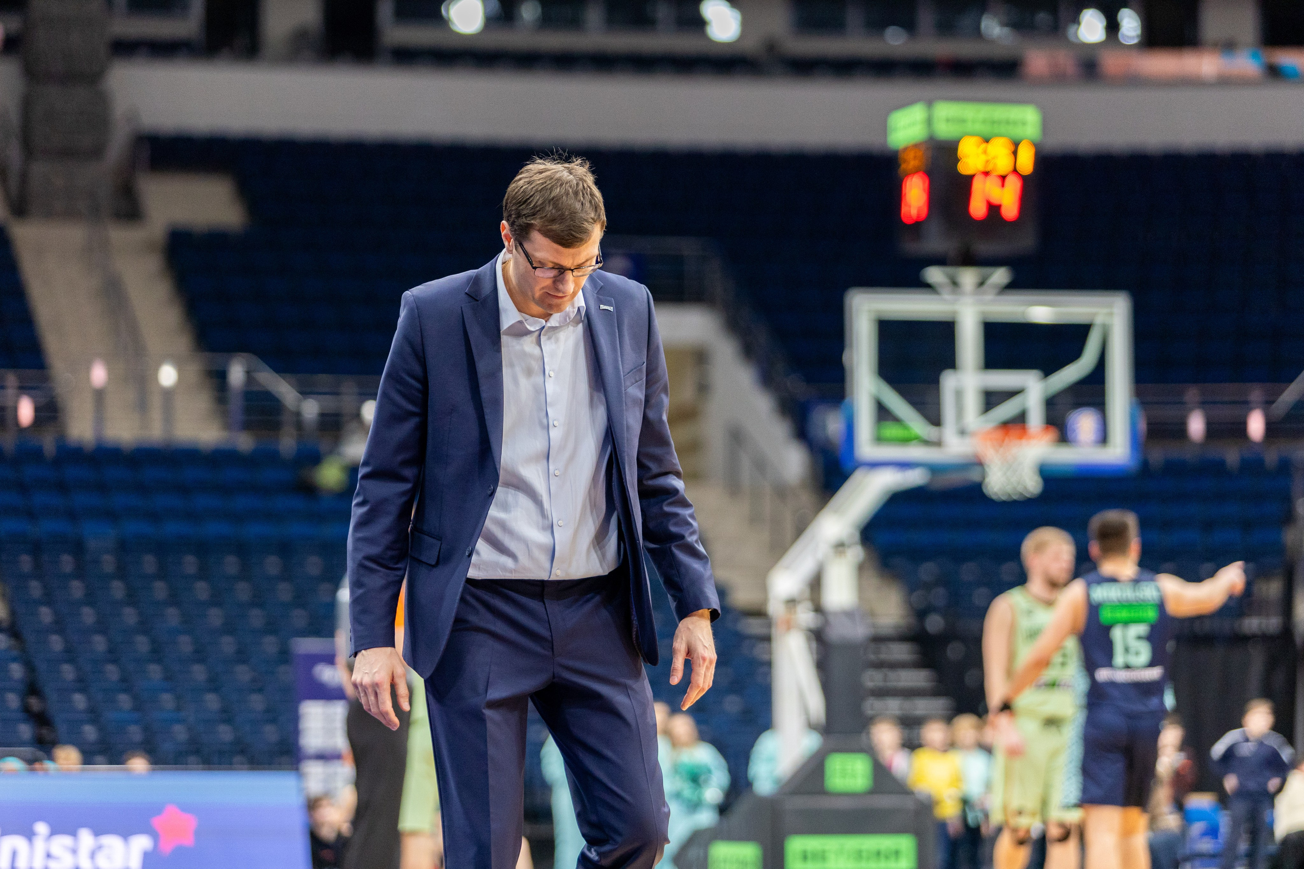 Баскетбол. Лучшие кадры. Минск — Уралмаш 13.02.2024. Профессиональный интерьерный и репортажный фотограф Минск и РБ. Максим Орлов