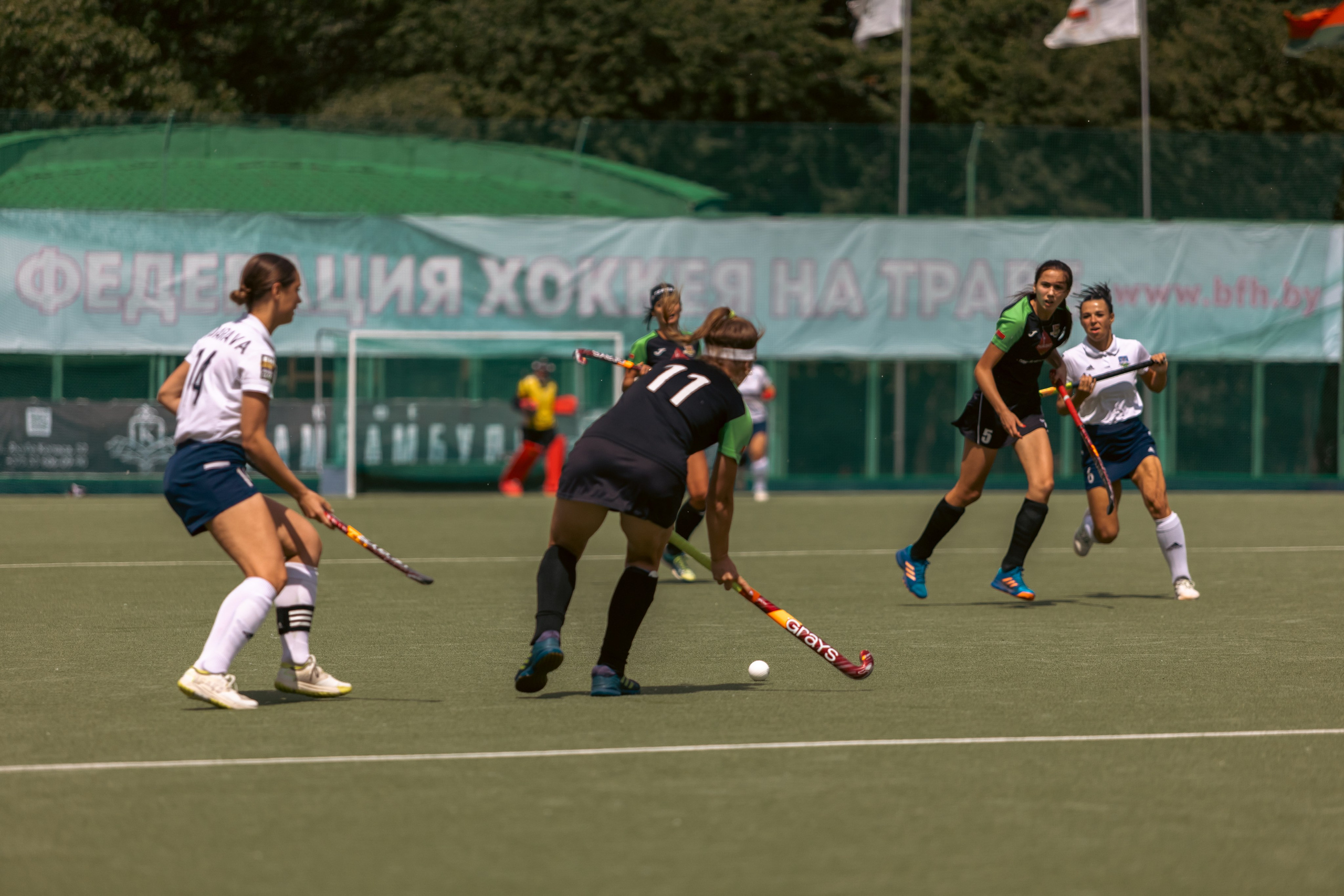 Хоккей на траве. Девушки. Минск — Текстильщик 29.052024. Профессиональный интерьерный и репортажный фотограф Минск и РБ. Максим Орлов