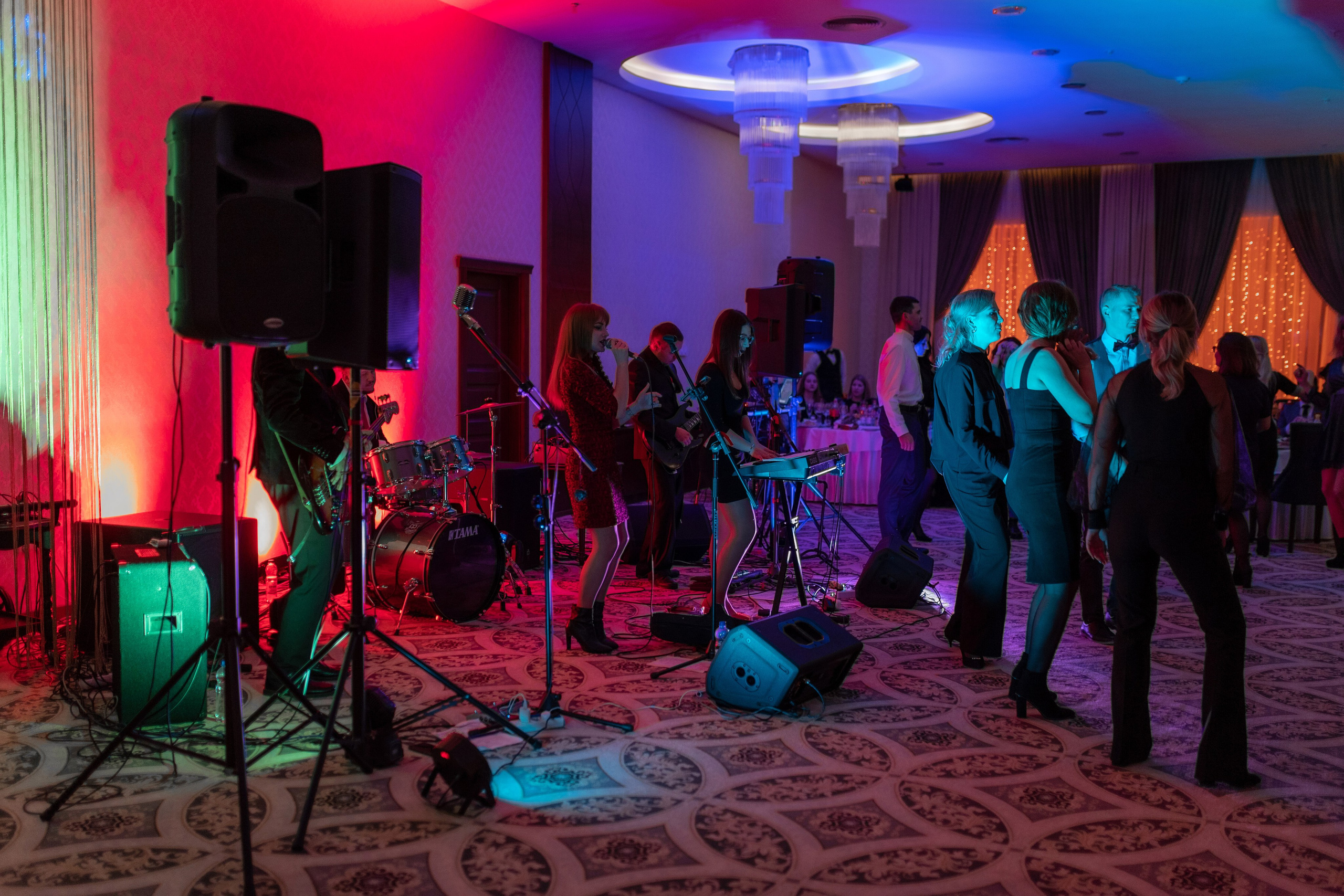 TeSамые. Профессиональный интерьерный и репортажный фотограф Минск и РБ. Максим Орлов