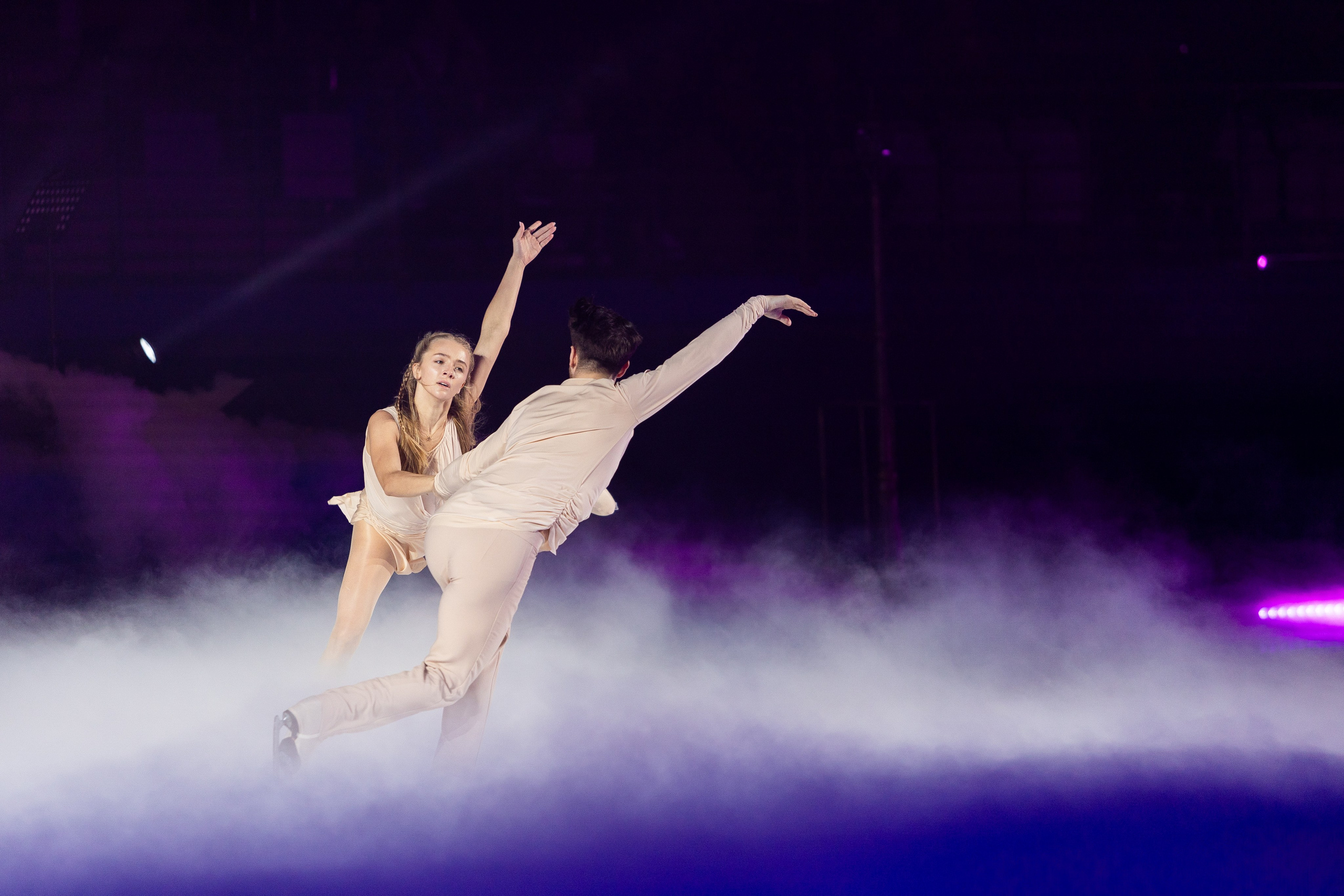 Ледовое шоу Ильи Авербуха 30.03.2024. Профессиональный интерьерный и репортажный фотограф Минск и РБ. Максим Орлов