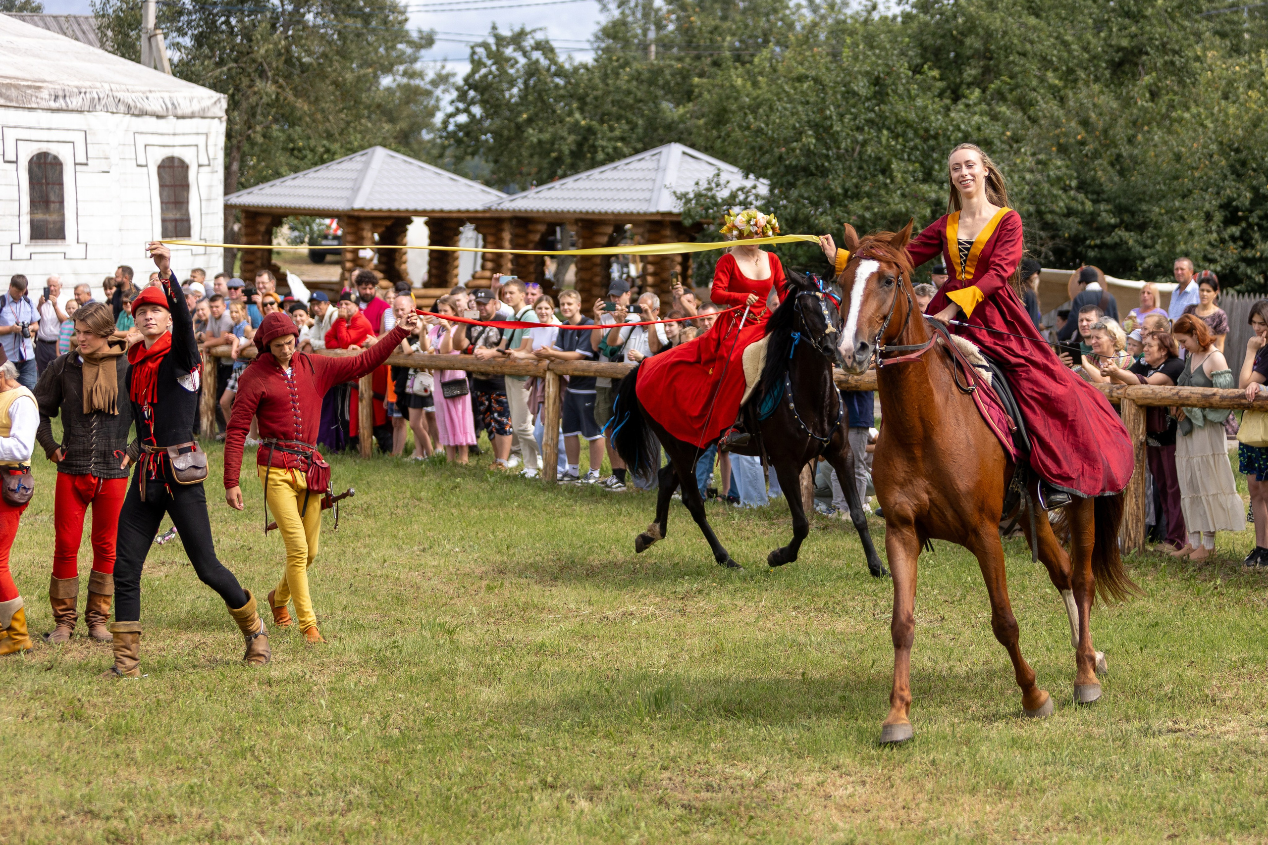 Рыцарский фест. Мстиславль. Профессиональный интерьерный и репортажный фотограф Минск и РБ. Максим Орлов