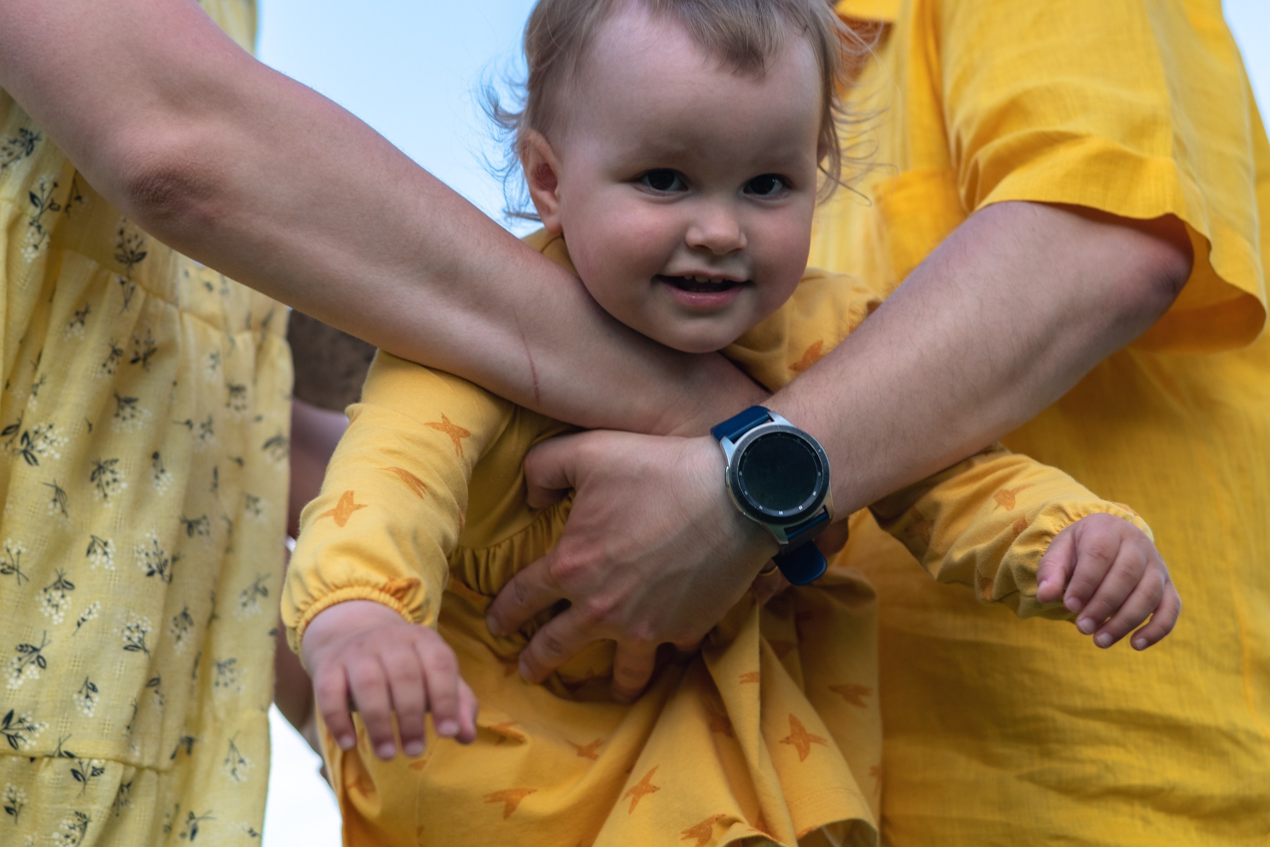 Максим, Алеся и их дети (Кирим, Федя и Зоя). Профессиональный интерьерный и репортажный фотограф Минск и РБ. Максим Орлов