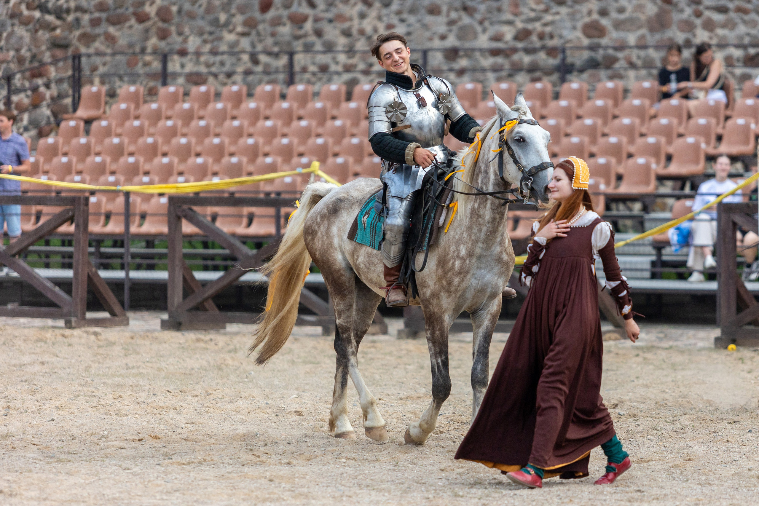 Выступление «Золотой шпоры» на празднике города Лиды. Профессиональный интерьерный и репортажный фотограф Минск и РБ. Максим Орлов