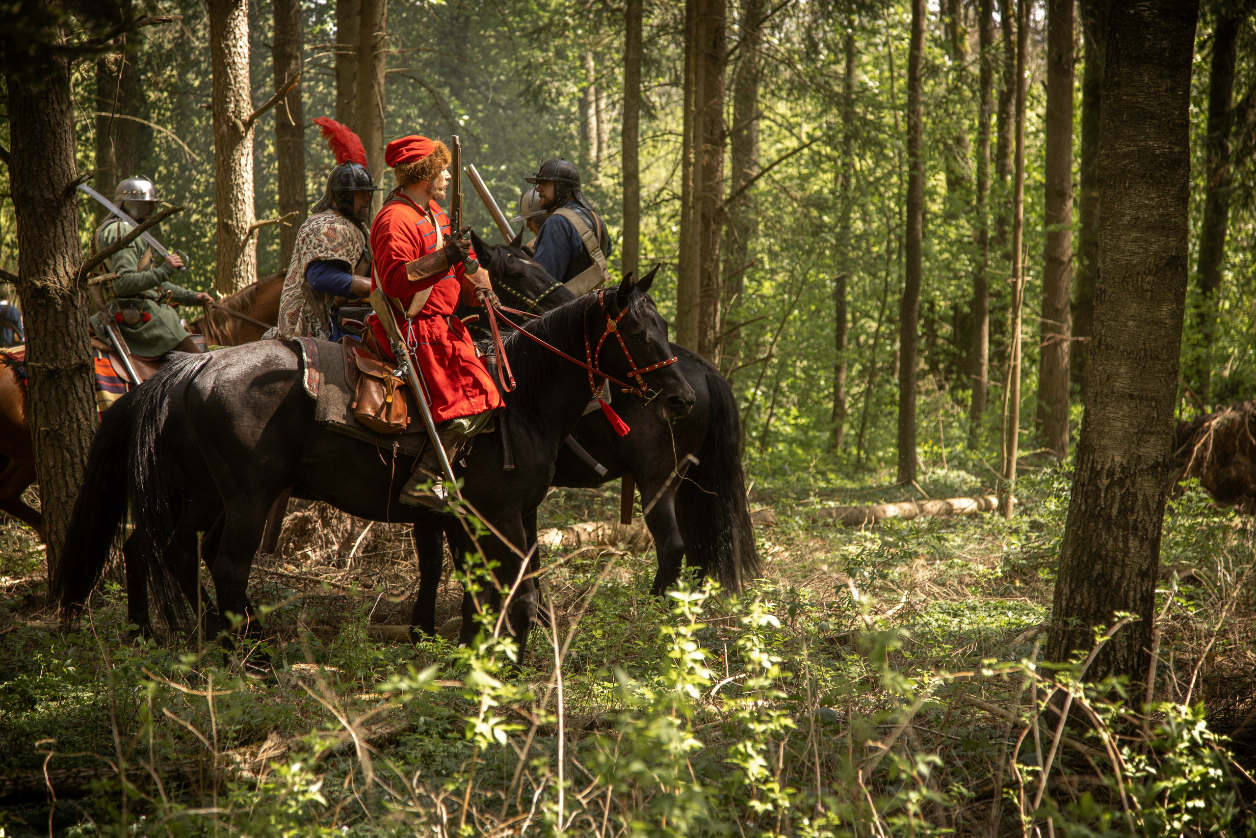 Золотая шпора. Огнем и мечем. День второй. Вылазка в лес. Штурм фортеции. Княжеский пир. Профессиональный интерьерный и репортажный фотограф Минск и РБ. Максим Орлов