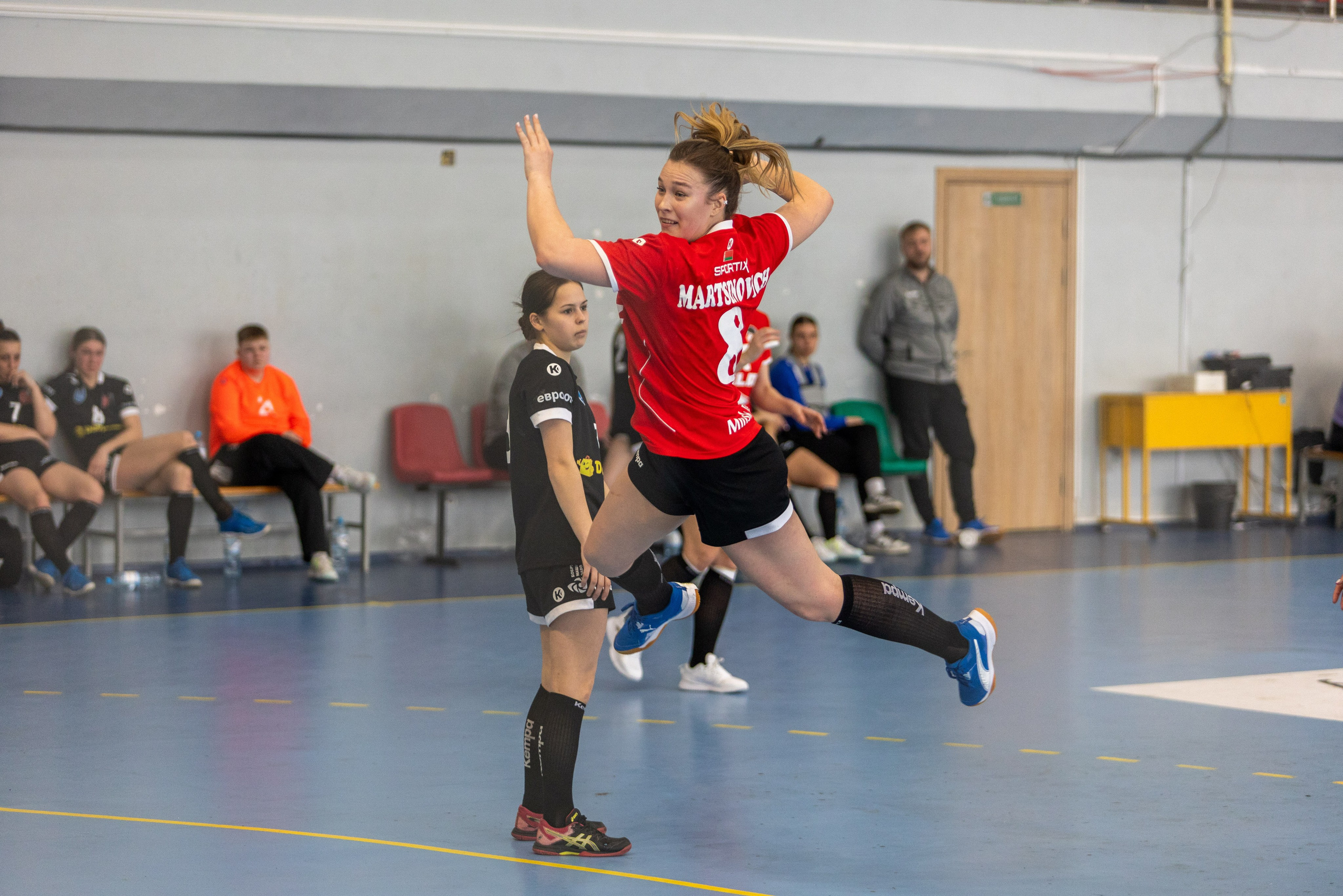 Гандбол. БНТУ — Березина. Профессиональный интерьерный и репортажный фотограф Минск и РБ. Максим Орлов