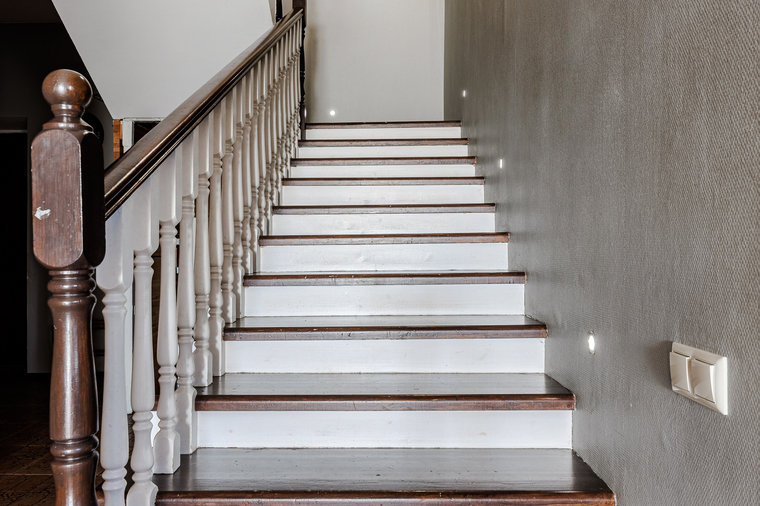 Частный дом. Для продажи. Профессиональный интерьерный и репортажный фотограф Минск и РБ. Максим Орлов