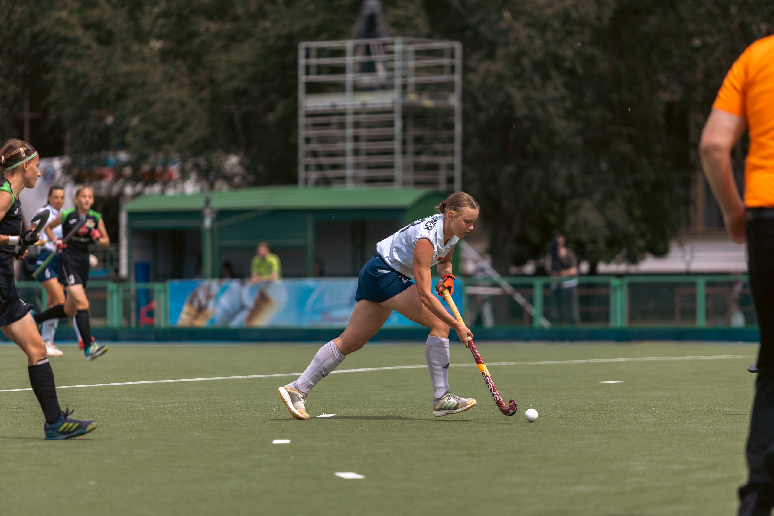 Хоккей на траве. Девушки. Минск — Текстильщик 29.052024. Профессиональный интерьерный и репортажный фотограф Минск и РБ. Максим Орлов