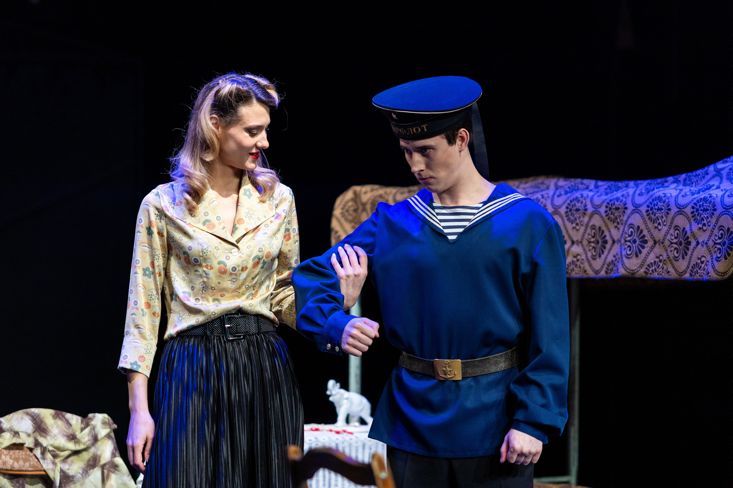 Новый театр «Фабричная девчонка». Профессиональный интерьерный и репортажный фотограф Минск и РБ. Максим Орлов