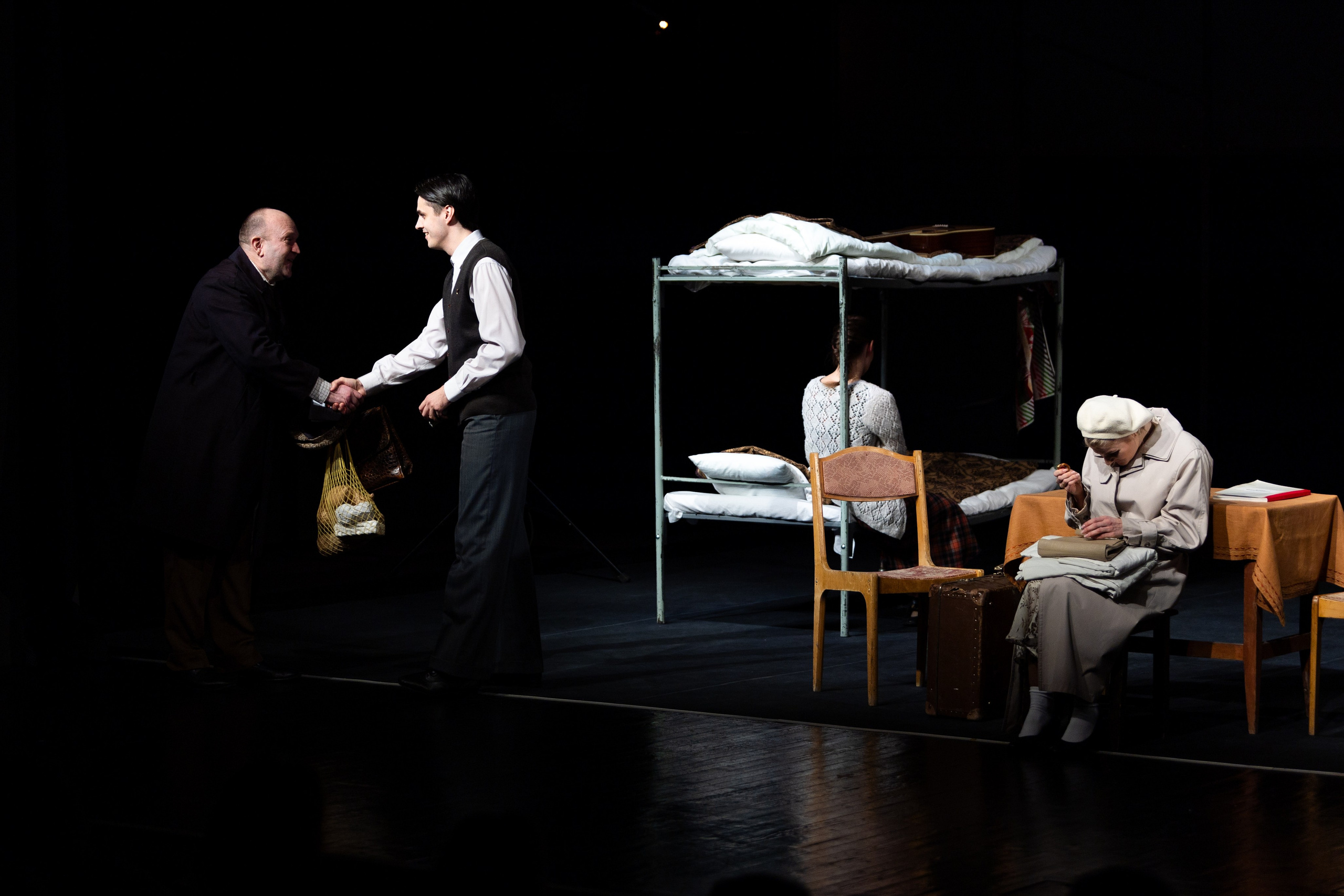 Новый театр «Фабричная девчонка». Профессиональный интерьерный и репортажный фотограф Минск и РБ. Максим Орлов