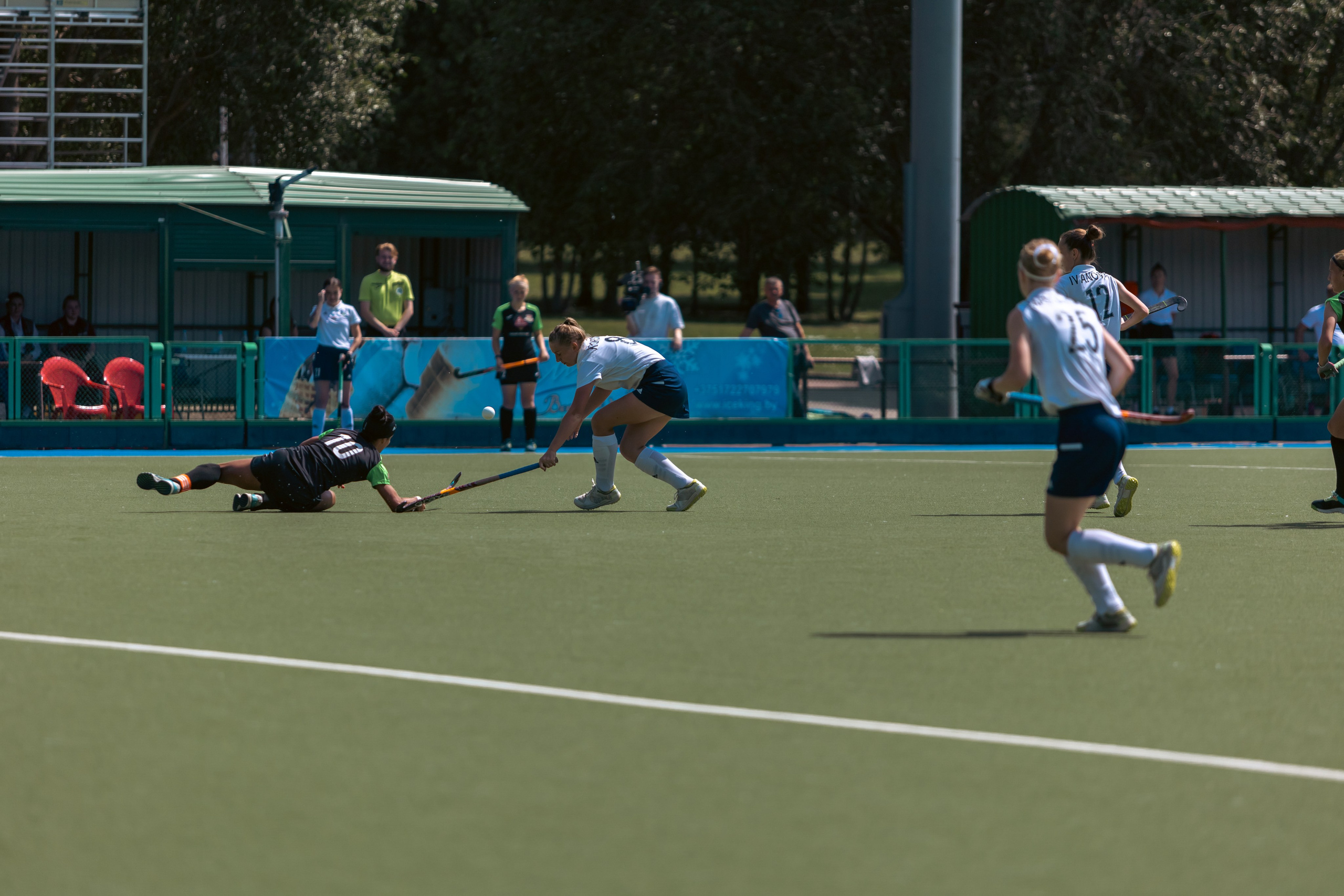 Хоккей на траве. Девушки. Минск — Текстильщик 29.052024. Профессиональный интерьерный и репортажный фотограф Минск и РБ. Максим Орлов