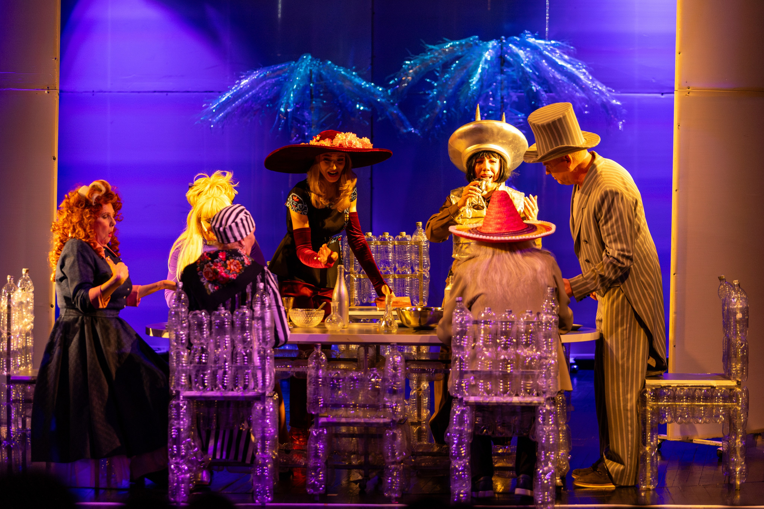 Новый театр «Нобелевская неделя». Профессиональный интерьерный и репортажный фотограф Минск и РБ. Максим Орлов