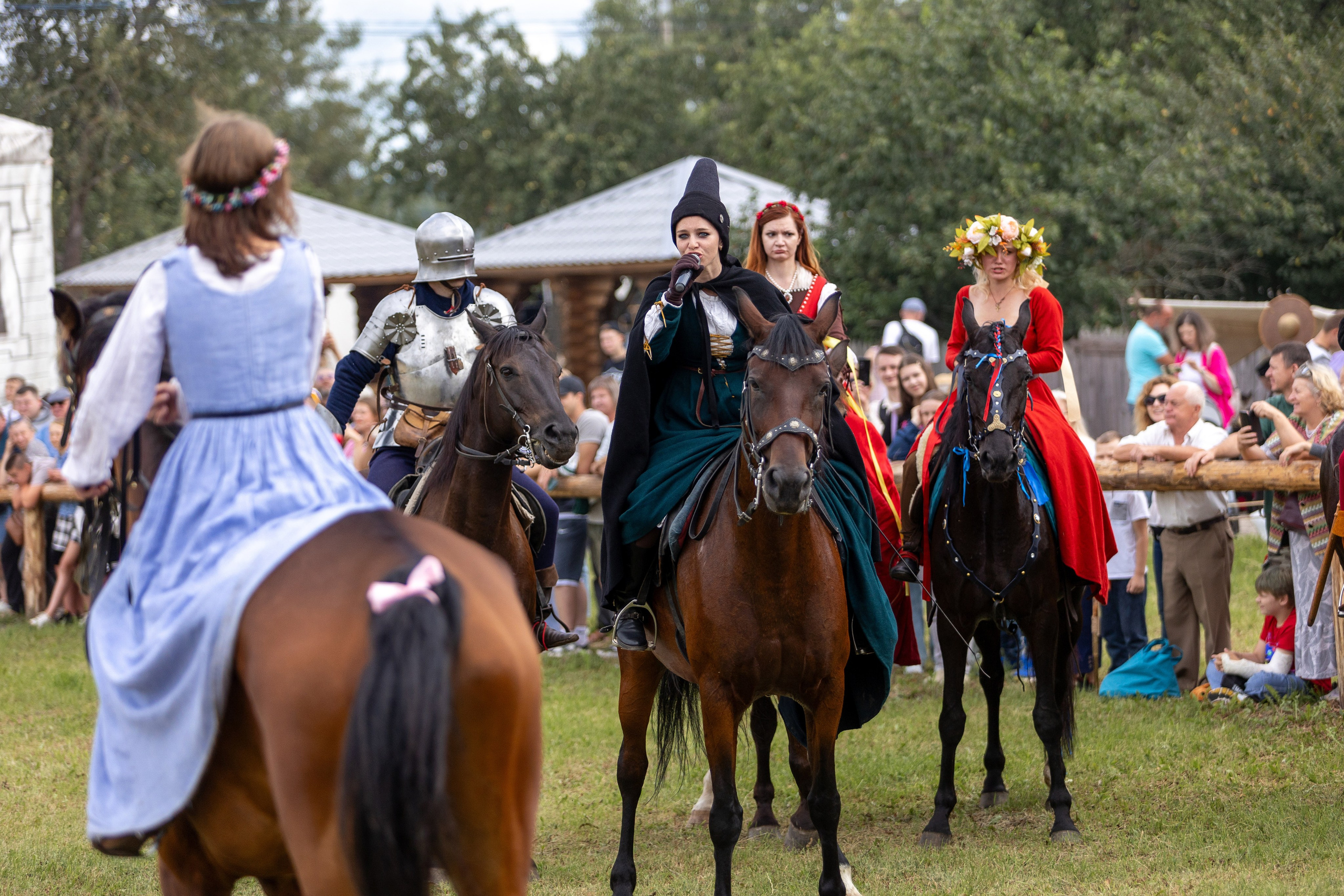 Рыцарский фест. Мстиславль. Профессиональный интерьерный и репортажный фотограф Минск и РБ. Максим Орлов