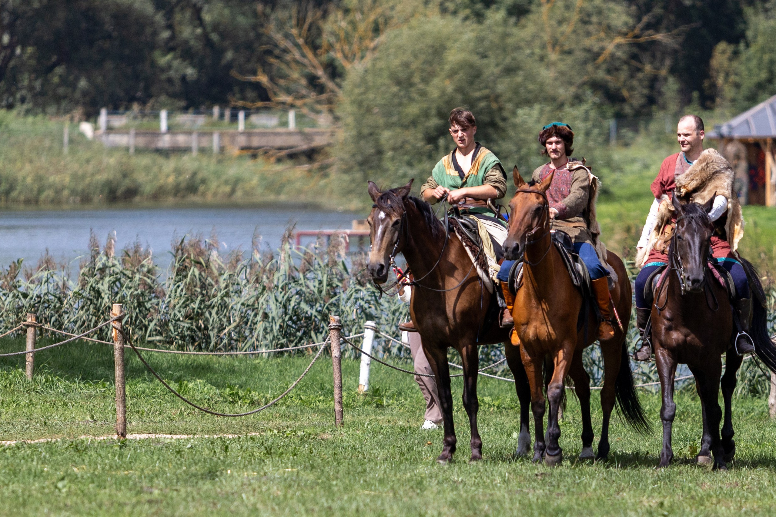 Ежегодный фестиваль средневековья в Дукоре. Профессиональный интерьерный и репортажный фотограф Минск и РБ. Максим Орлов