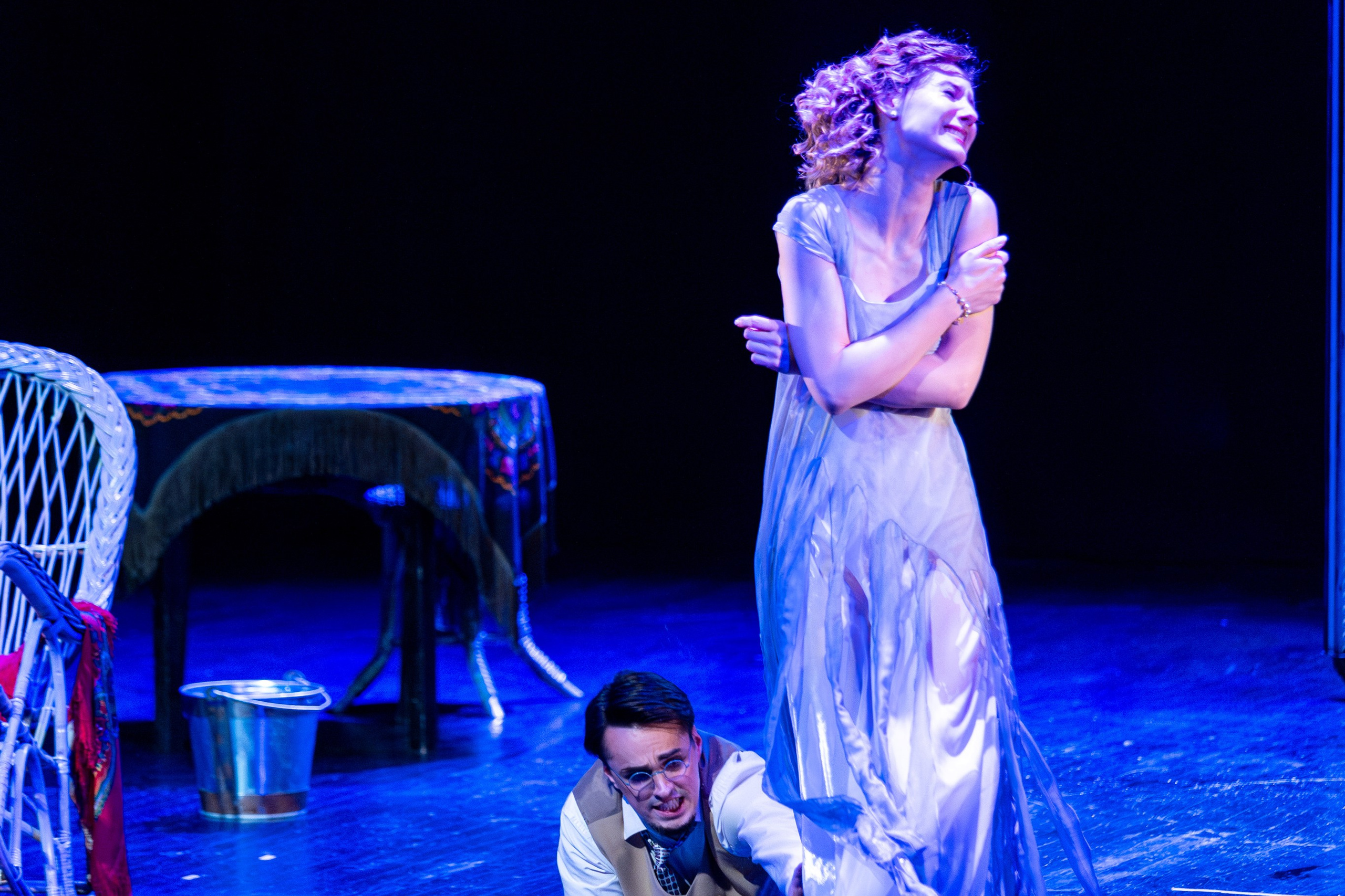 Новый театр «Я вещь». Профессиональный интерьерный и репортажный фотограф Минск и РБ. Максим Орлов