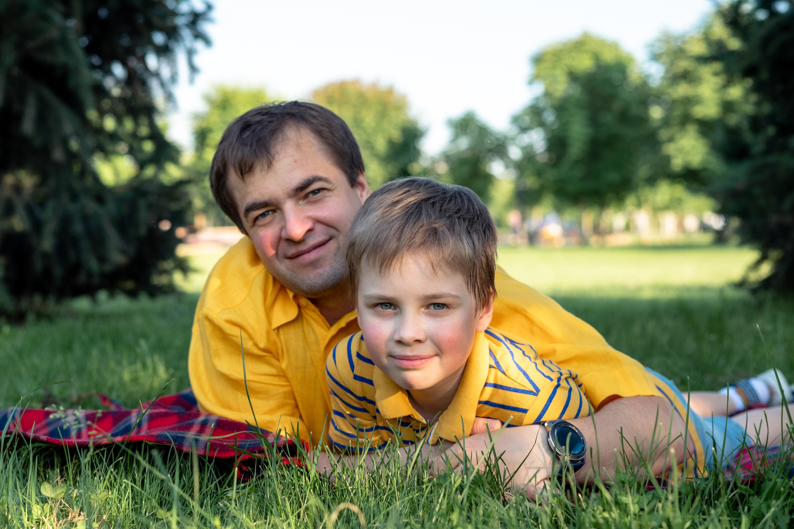 Максим, Алеся и их дети (Кирим, Федя и Зоя). Профессиональный интерьерный и репортажный фотограф Минск и РБ. Максим Орлов