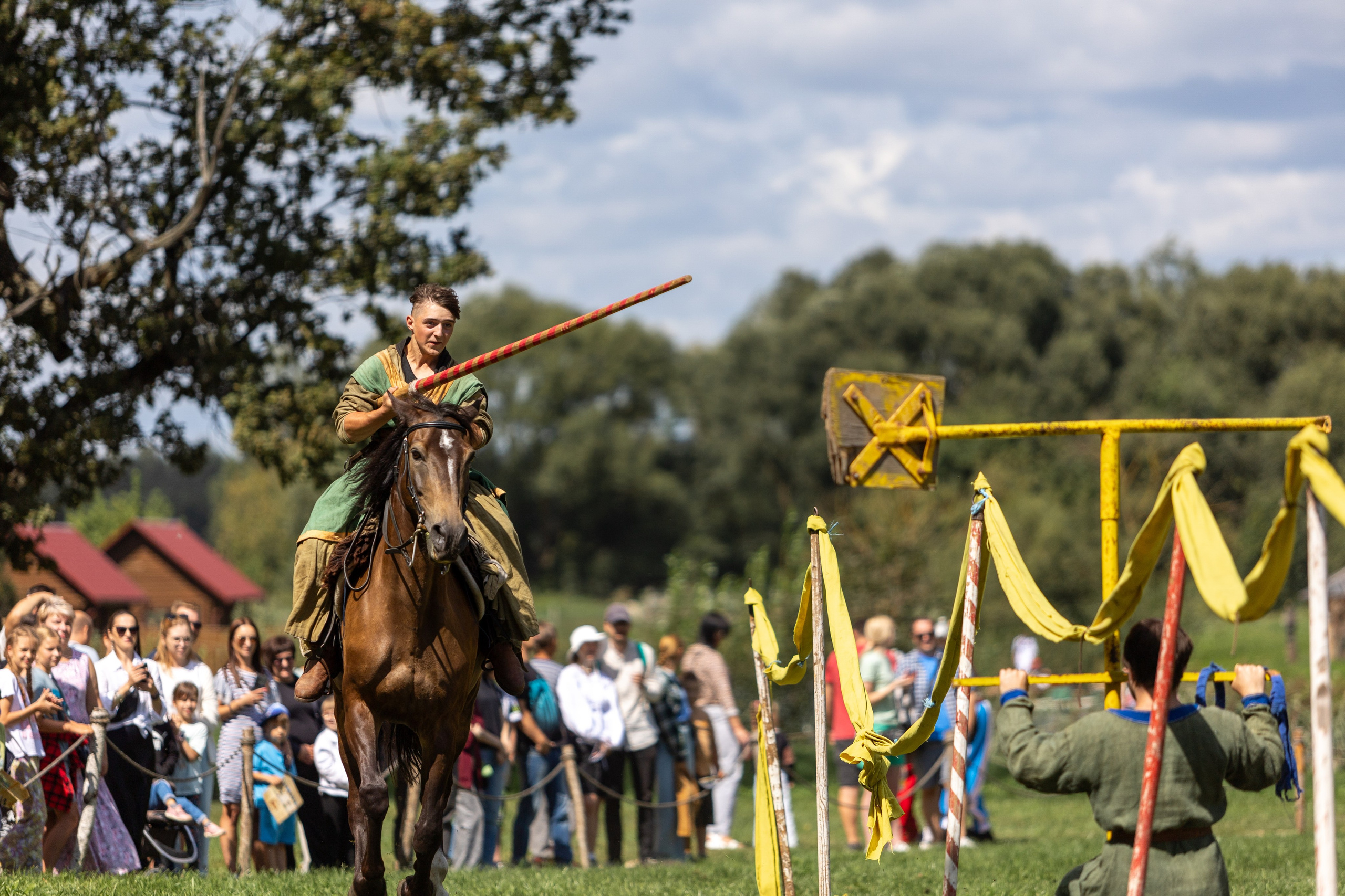 Ежегодный фестиваль средневековья в Дукоре. Профессиональный интерьерный и репортажный фотограф Минск и РБ. Максим Орлов