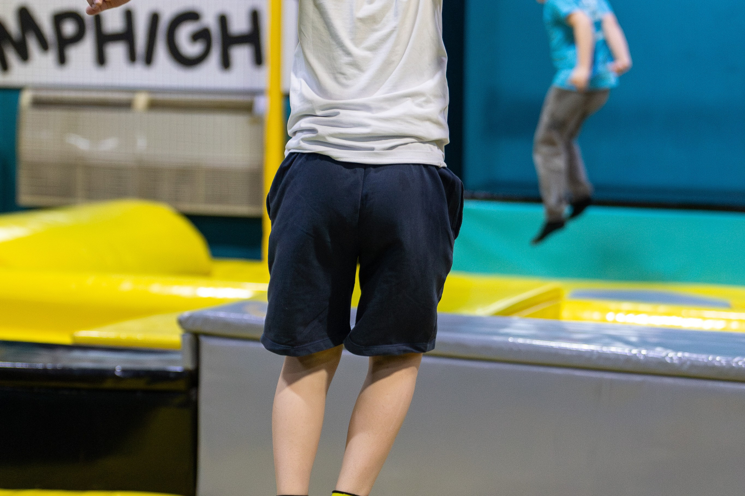 ДР Влада (батутная арена). Профессиональный интерьерный и репортажный фотограф Минск и РБ. Максим Орлов