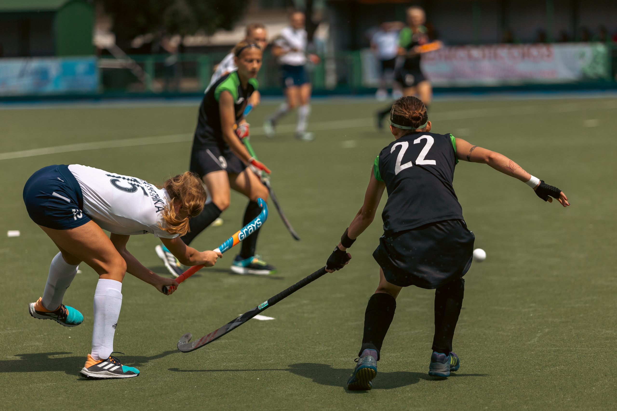 Хоккей на траве. Девушки. Минск — Текстильщик 29.052024. Профессиональный интерьерный и репортажный фотограф Минск и РБ. Максим Орлов