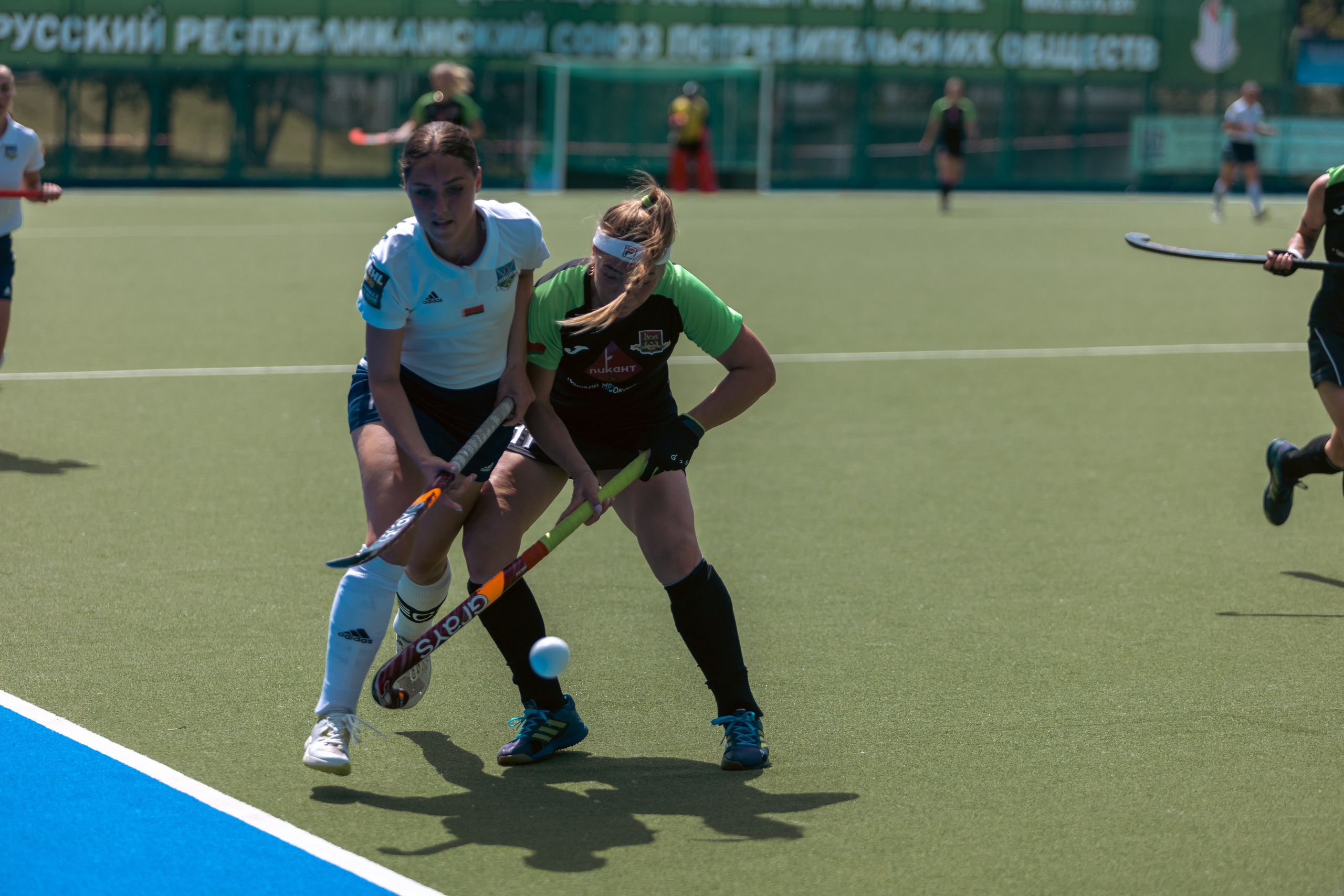 Хоккей на траве. Девушки. Минск — Текстильщик 29.052024. Профессиональный интерьерный и репортажный фотограф Минск и РБ. Максим Орлов