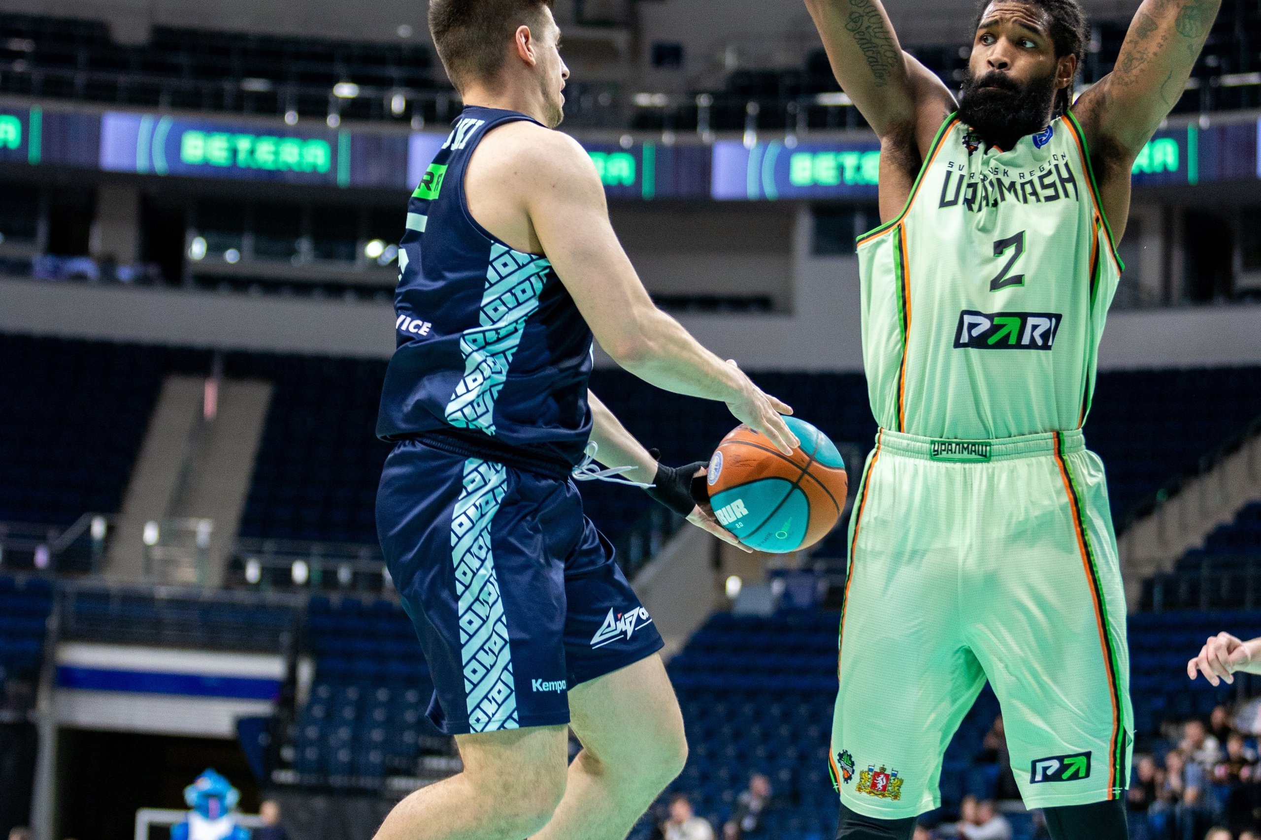 Баскетбол. Лучшие кадры. Минск — Уралмаш 13.02.2024. Профессиональный интерьерный и репортажный фотограф Минск и РБ. Максим Орлов