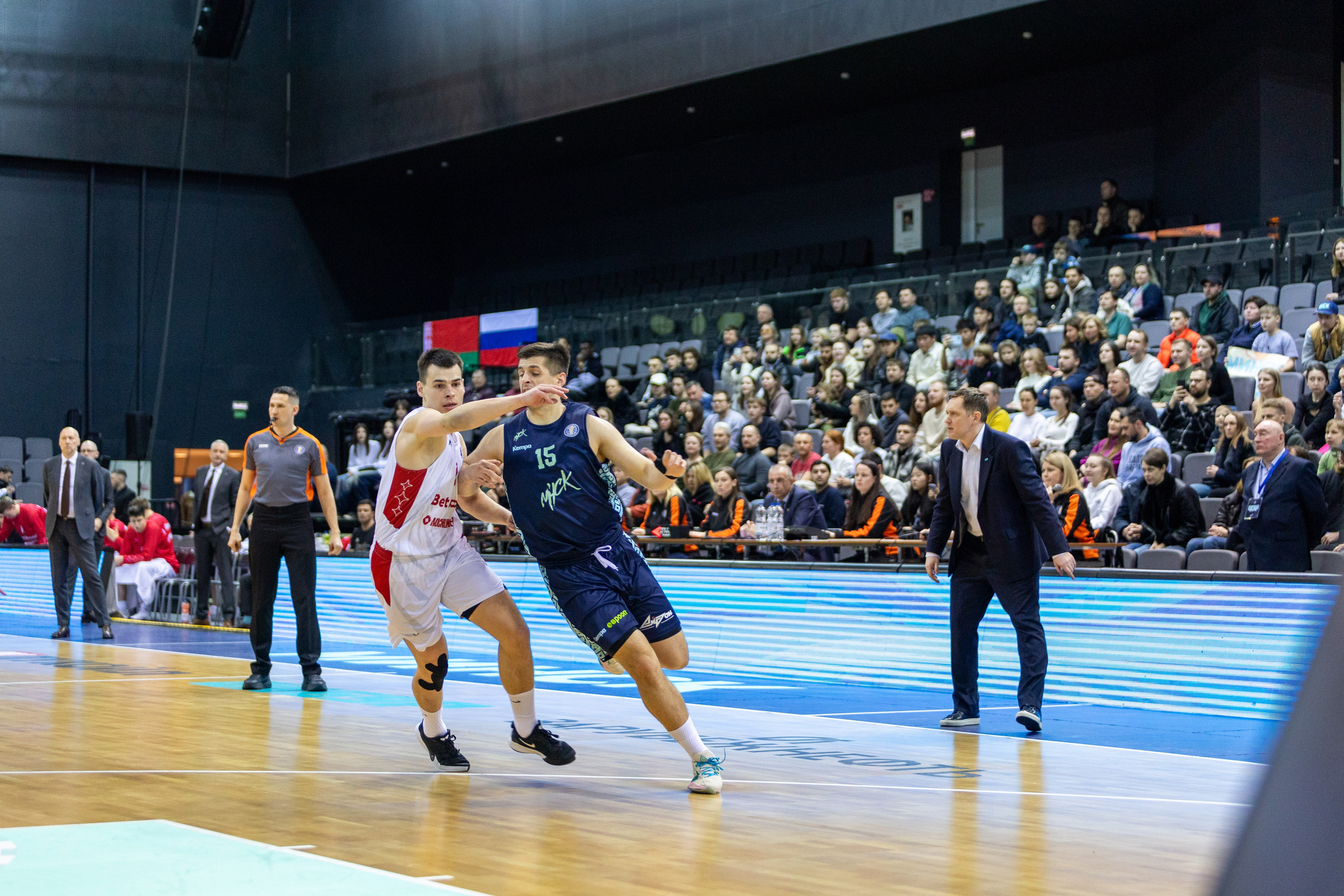 Баскетбол. Минск — MBA. 09.03.2024. Профессиональный интерьерный и репортажный фотограф Минск и РБ. Максим Орлов