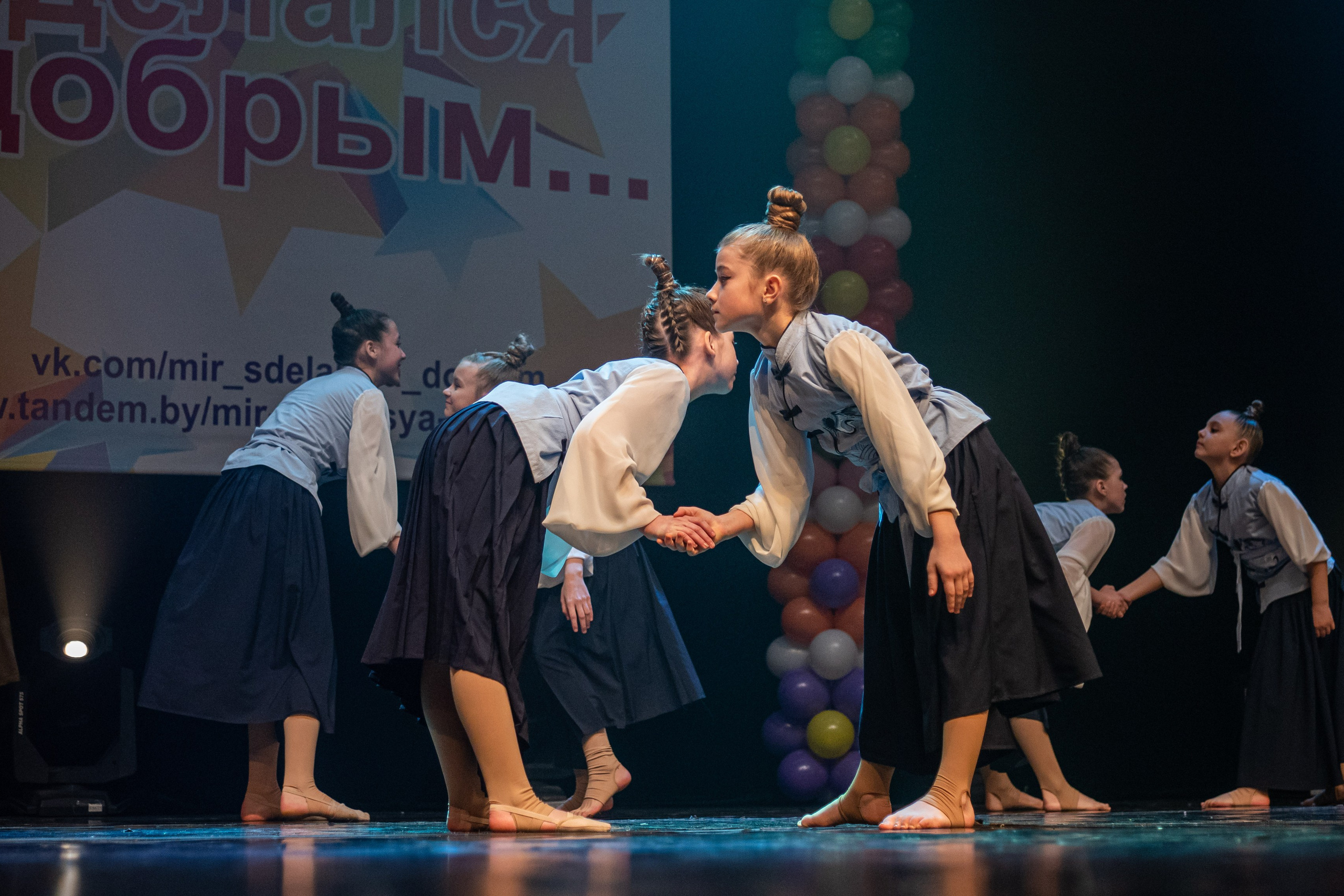 Фестиваль детских танцевальных коллективов. Профессиональный интерьерный и репортажный фотограф Минск и РБ. Максим Орлов