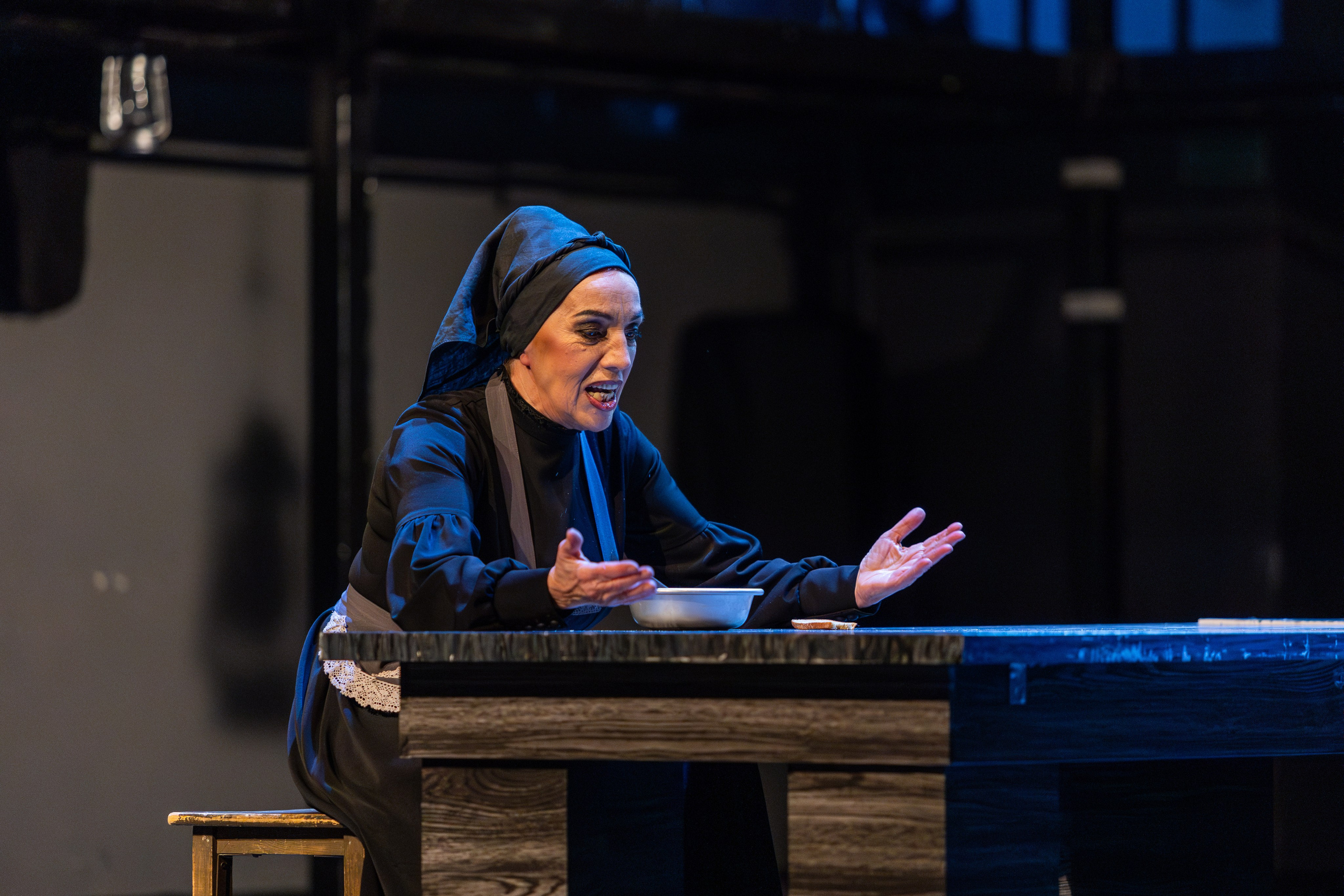 Новый театр «Дом Бернарды Альбы». Профессиональный интерьерный и репортажный фотограф Минск и РБ. Максим Орлов