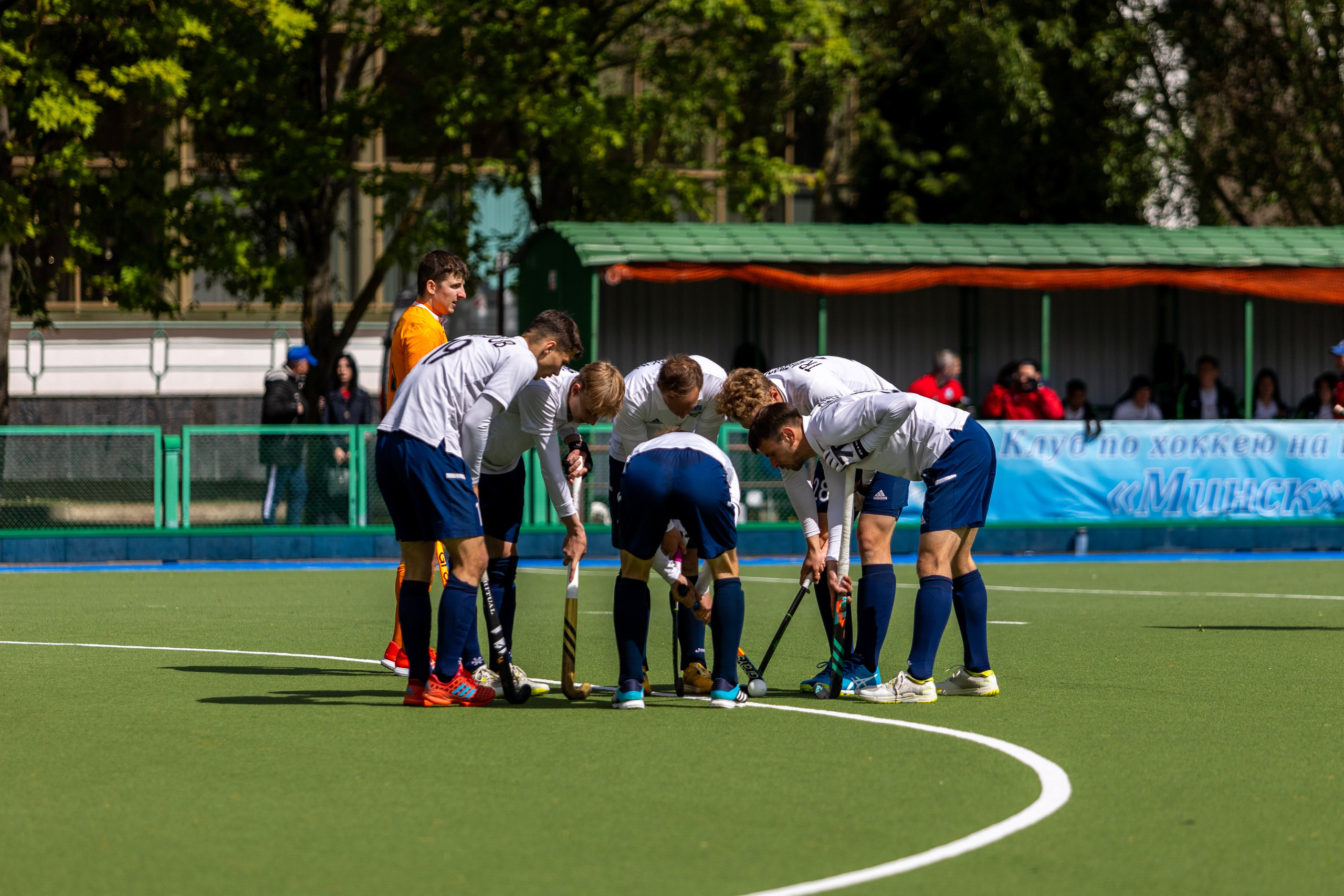 Хоккей на траве. ХК Минск — СК Строитель 11.05.2024. Профессиональный интерьерный и репортажный фотограф Минск и РБ. Максим Орлов