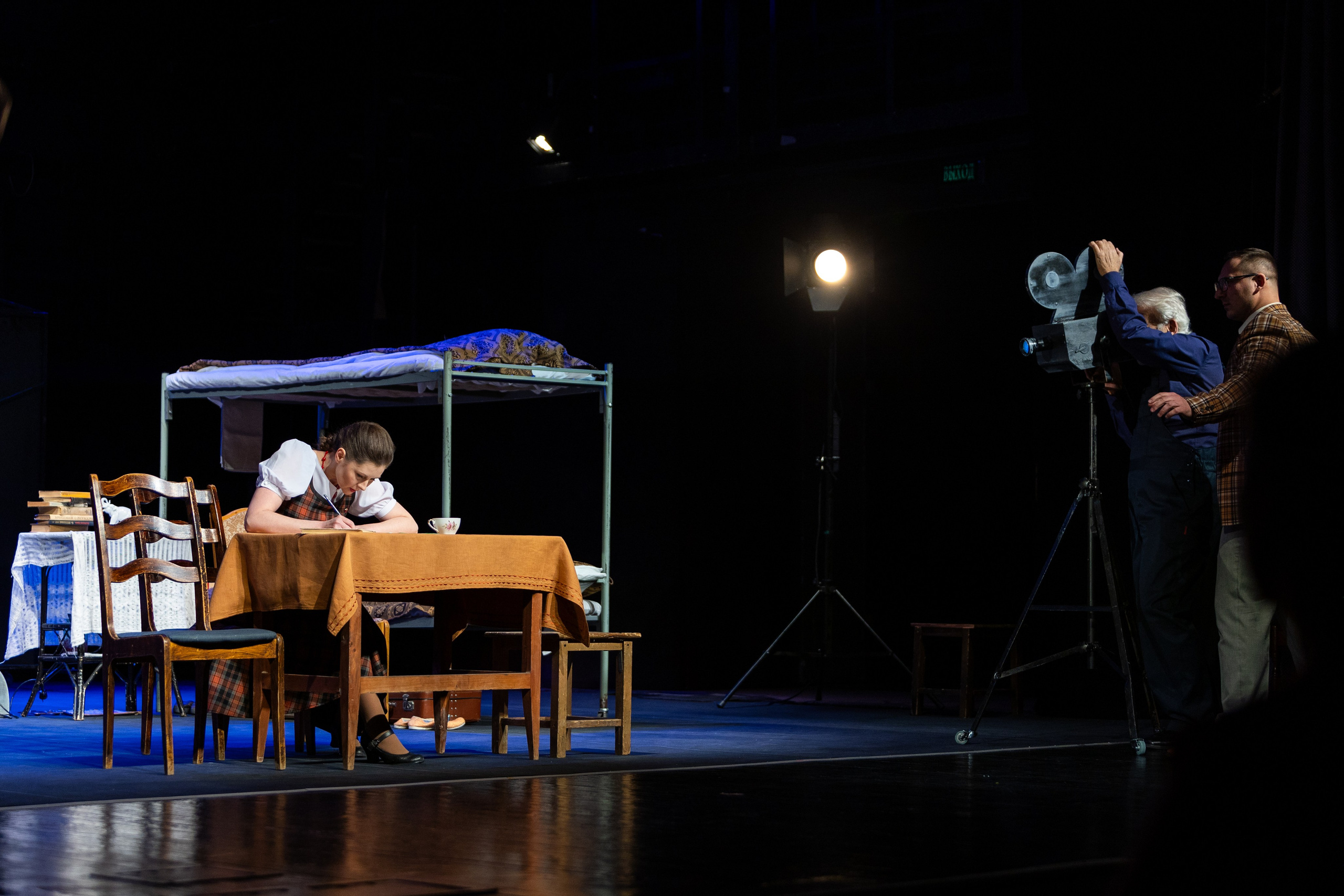 Новый театр «Фабричная девчонка». Профессиональный интерьерный и репортажный фотограф Минск и РБ. Максим Орлов