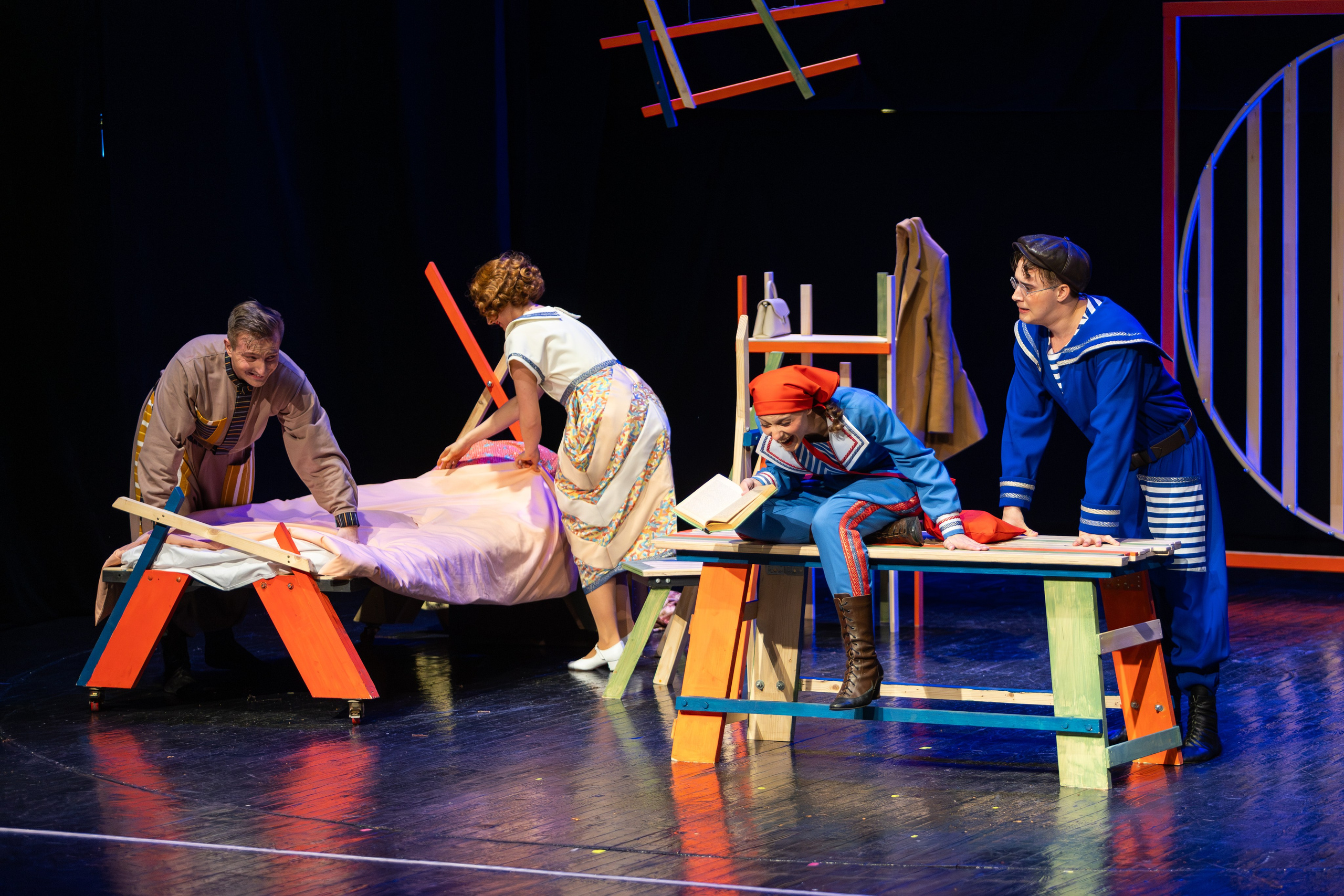 Квадратура круга. Профессиональный интерьерный и репортажный фотограф Минск и РБ. Максим Орлов