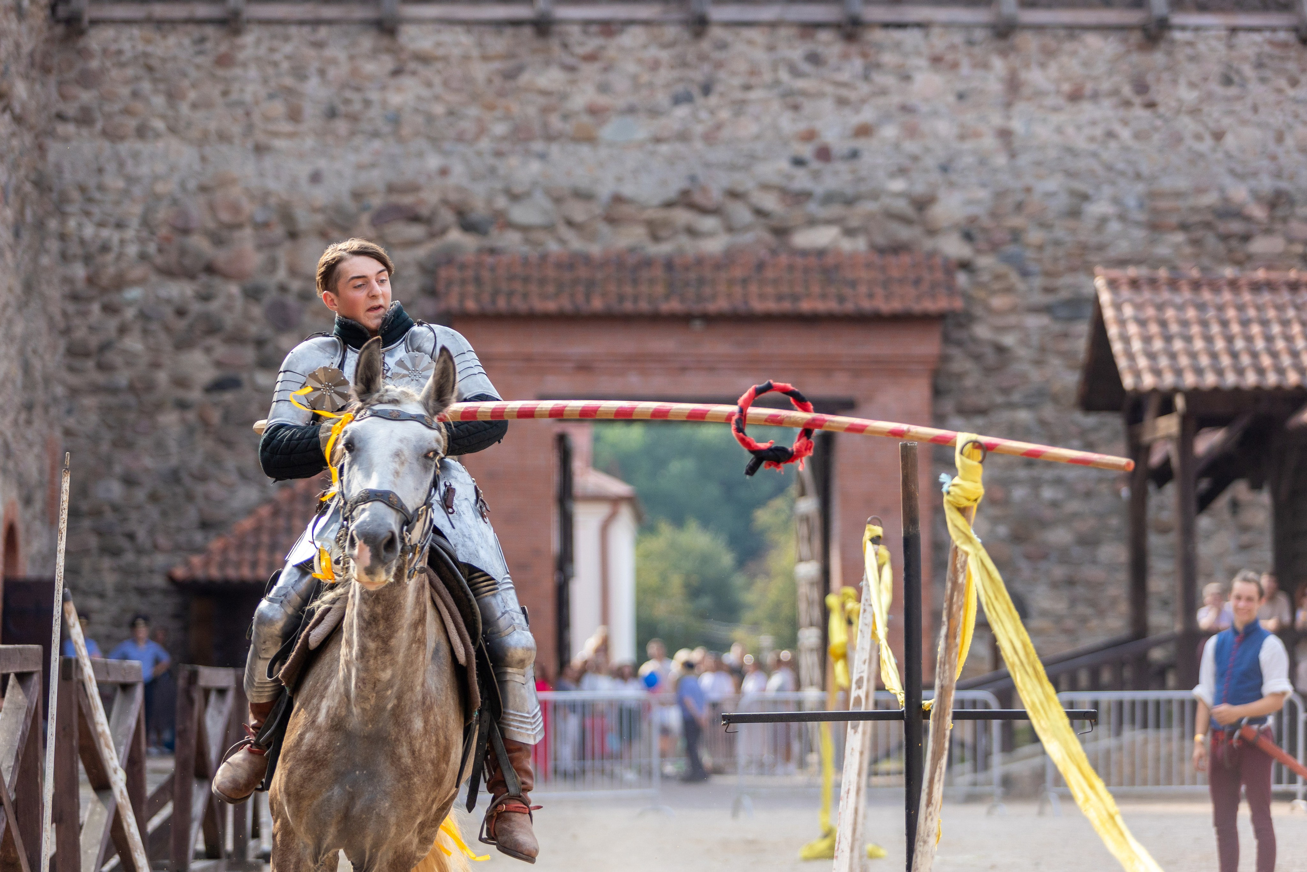 Выступление «Золотой шпоры» на празднике города Лиды. Профессиональный интерьерный и репортажный фотограф Минск и РБ. Максим Орлов