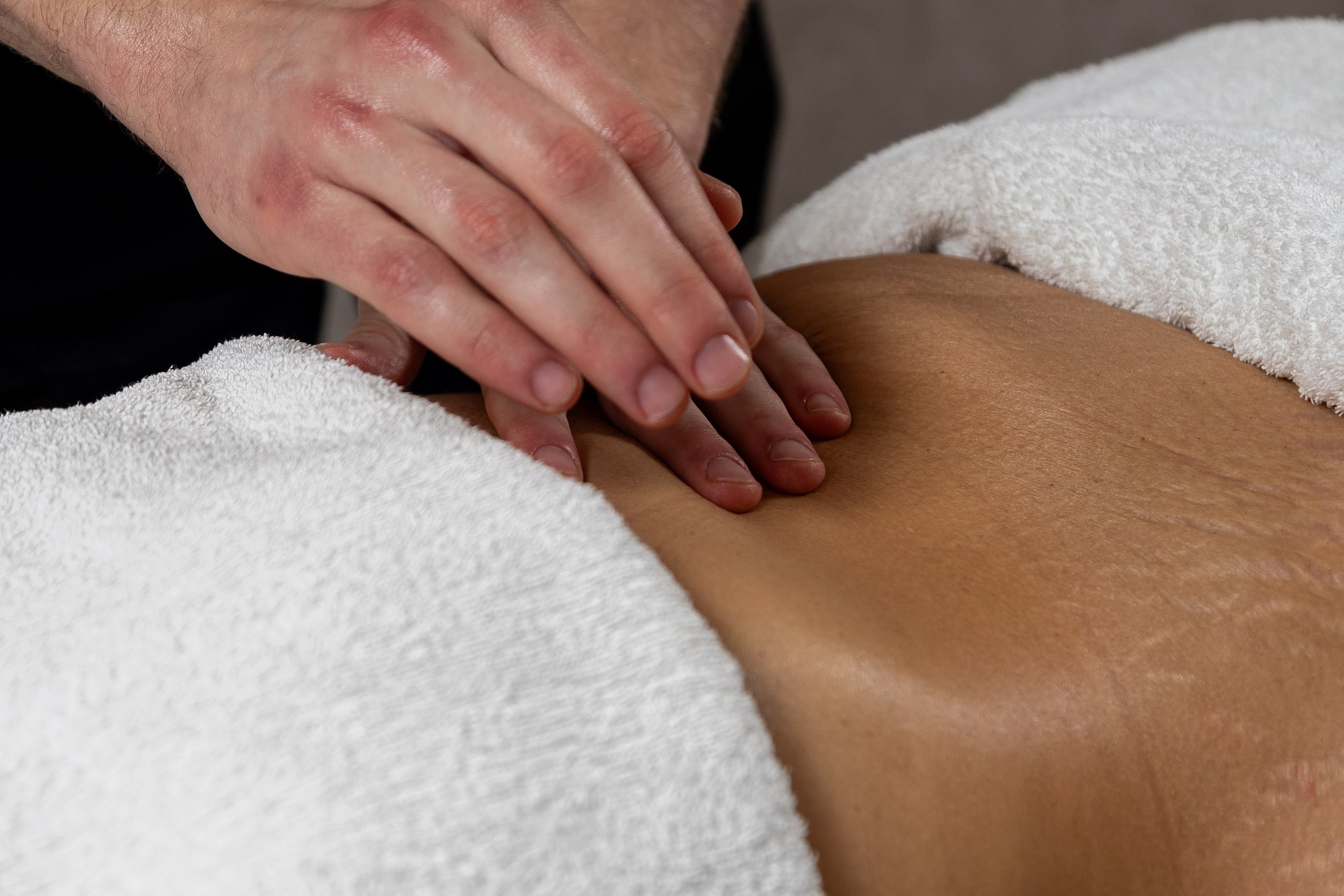 Реклама салона красоты «Манго». Профессиональный интерьерный и репортажный фотограф Минск и РБ. Максим Орлов