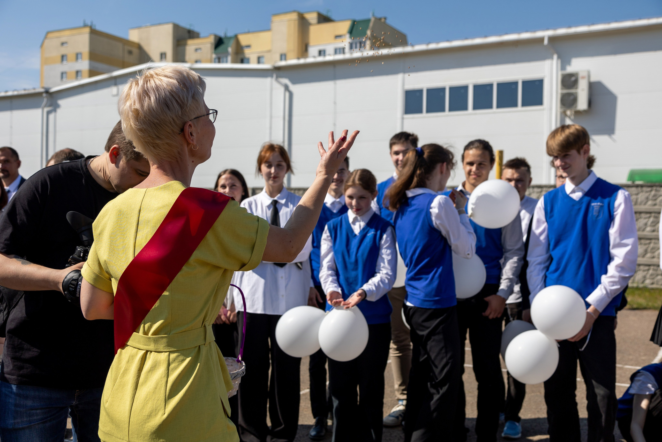 Выпускной в Жодино 2023. Профессиональный интерьерный и репортажный фотограф Минск и РБ. Максим Орлов