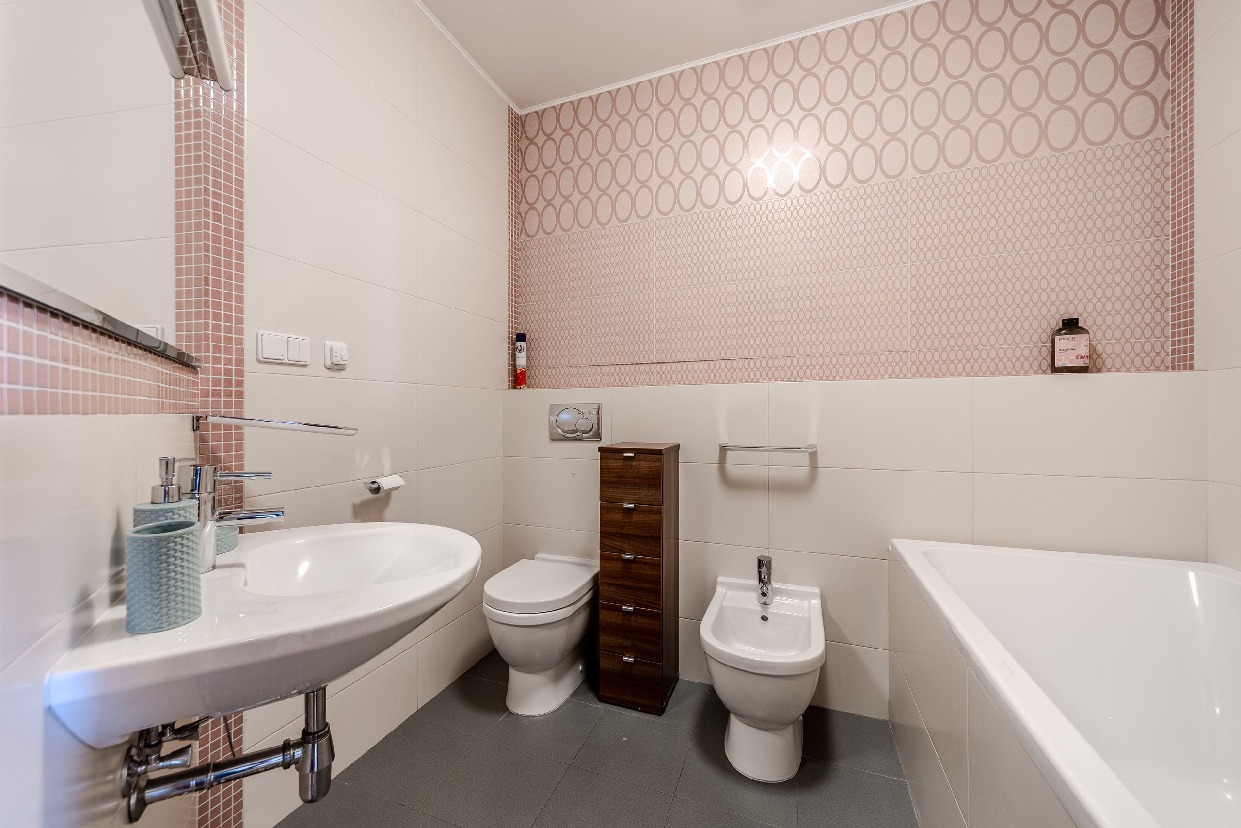 Жуковского 2. Эконом вариант. Профессиональный интерьерный и репортажный фотограф Минск и РБ. Максим Орлов