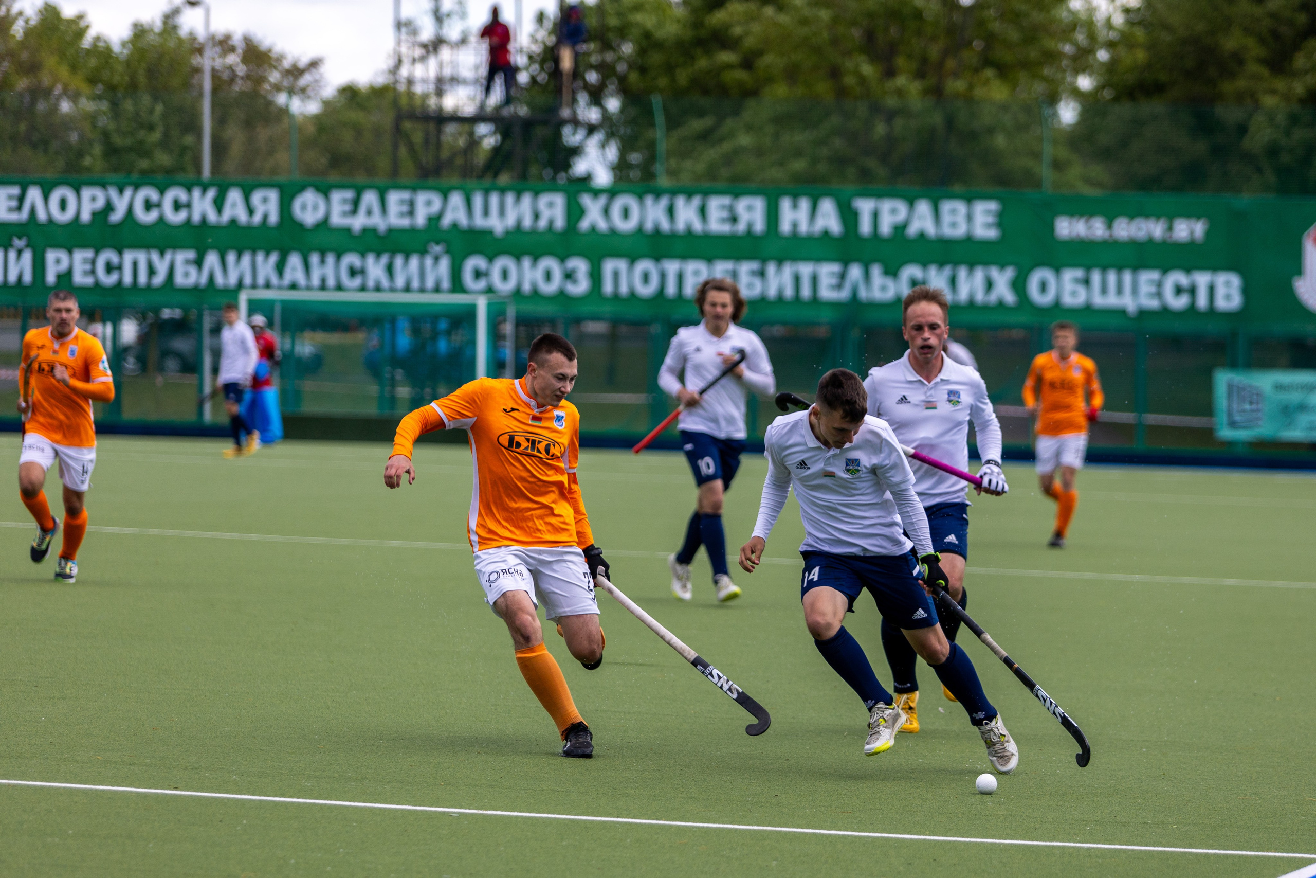 Хоккей на траве. ХК Минск — СК Строитель 11.05.2024. Профессиональный интерьерный и репортажный фотограф Минск и РБ. Максим Орлов