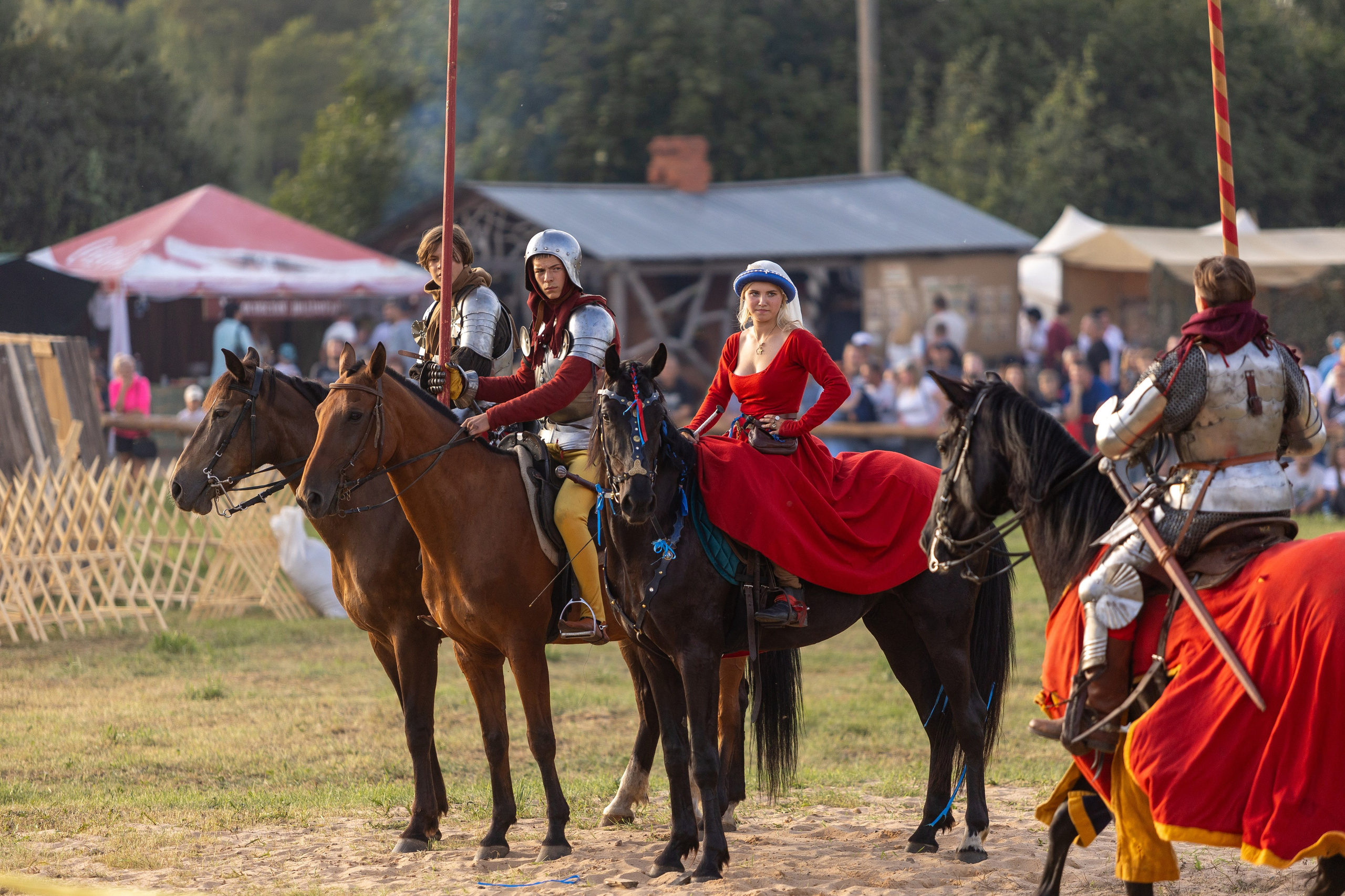 Рыцарский фест. Мстиславль. Профессиональный интерьерный и репортажный фотограф Минск и РБ. Максим Орлов