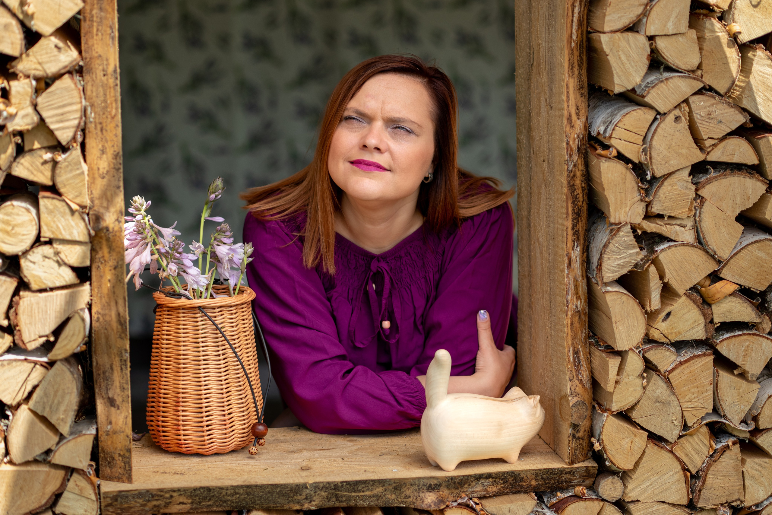 Катя и Оксана в лаванде. Профессиональный интерьерный и репортажный фотограф Минск и РБ. Максим Орлов