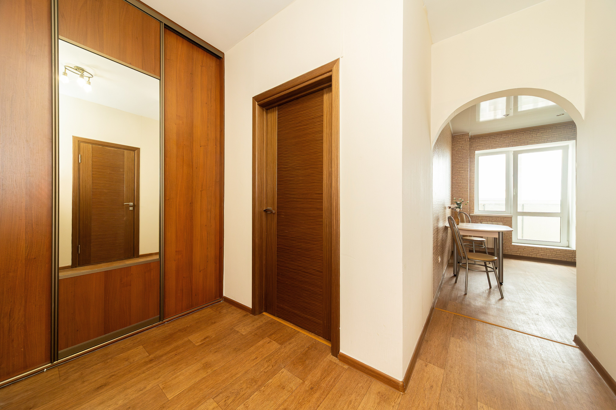 Пр. Победителей 129. Профессиональный интерьерный и репортажный фотограф Минск и РБ. Максим Орлов