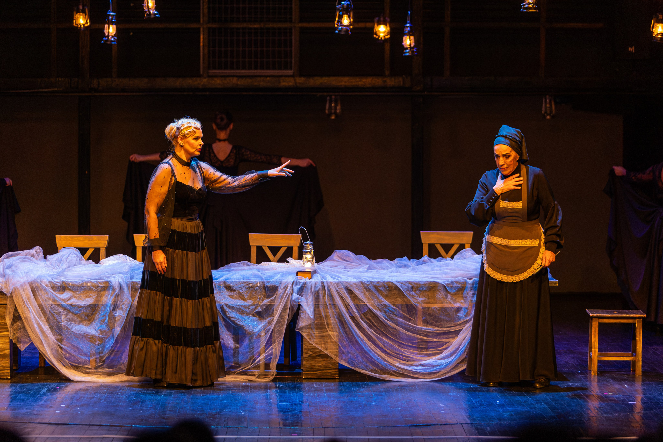 Новый театр «Дом Бернарды Альбы». Профессиональный интерьерный и репортажный фотограф Минск и РБ. Максим Орлов