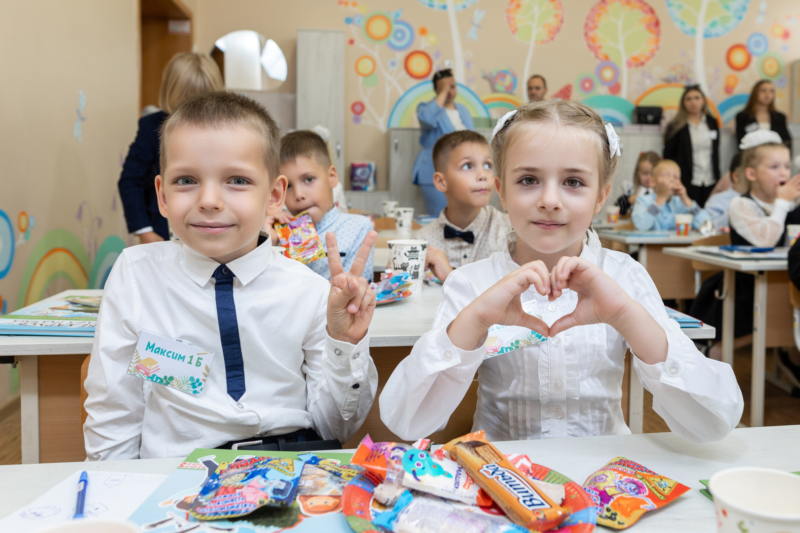 Линейка 1-го сентября. Профессиональный интерьерный и репортажный фотограф Минск и РБ. Максим Орлов