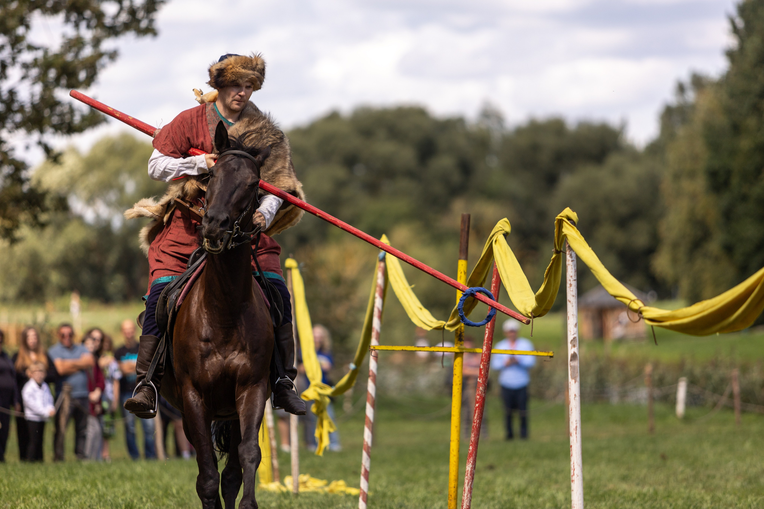 Ежегодный фестиваль средневековья в Дукоре. Профессиональный интерьерный и репортажный фотограф Минск и РБ. Максим Орлов