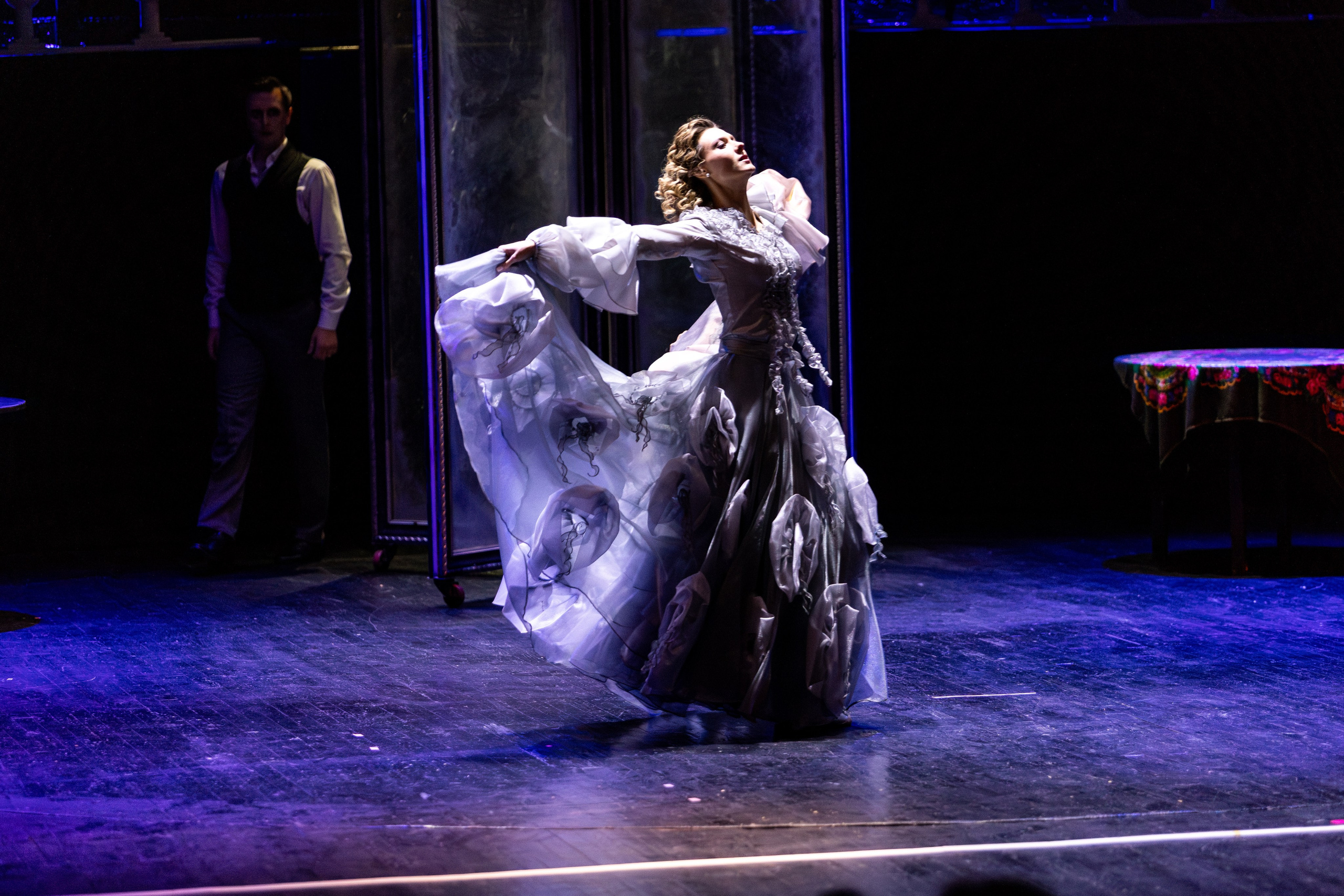 Новый театр «Я вещь». Профессиональный интерьерный и репортажный фотограф Минск и РБ. Максим Орлов